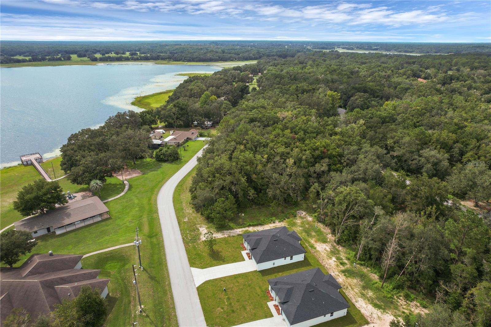 Image 46 of 48 For 22403 Rainbow Lakes Boulevard