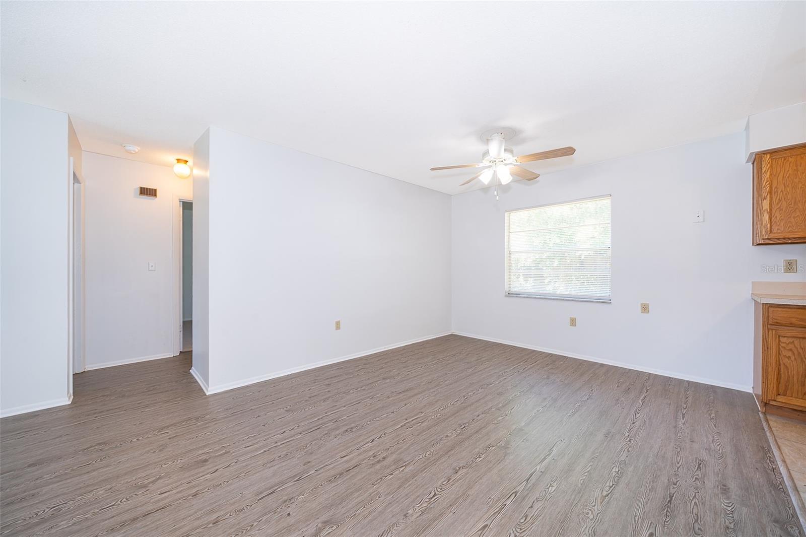 Image 2 of 13 For 828 Ballard Street
