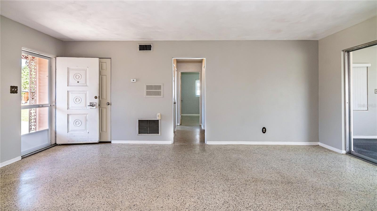 Image 8 of 33 For 1001 Malone Drive