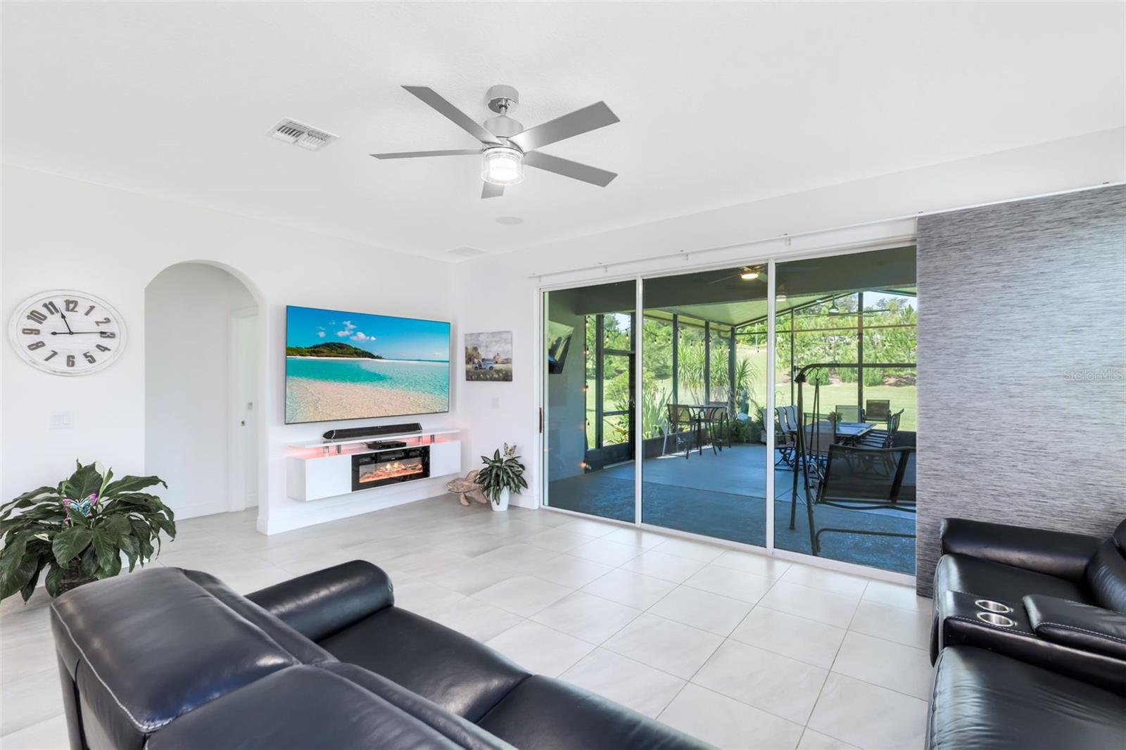 Image 6 of 35 For 2090 Standing Rock Circle