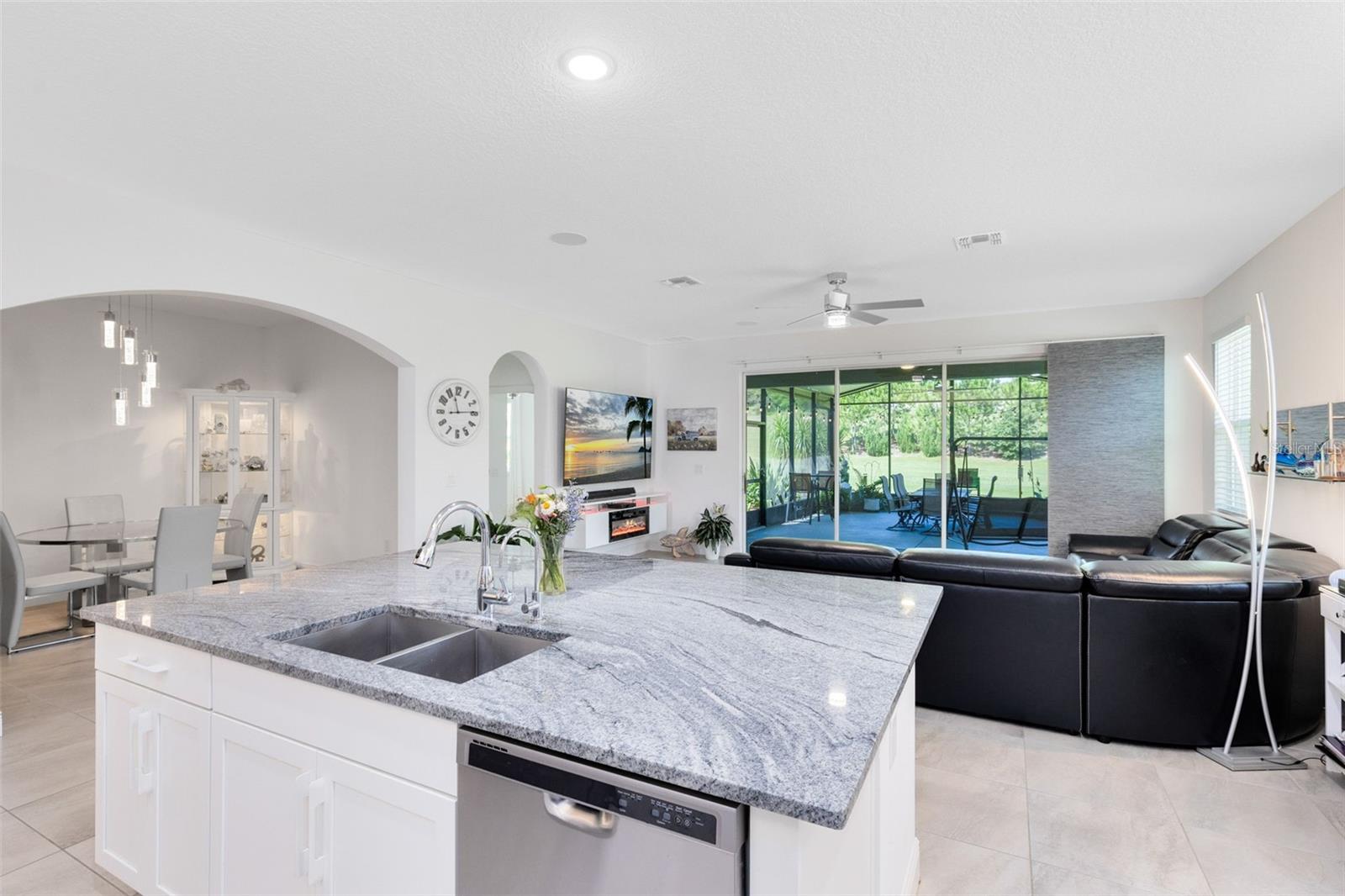 Image 7 of 35 For 2090 Standing Rock Circle