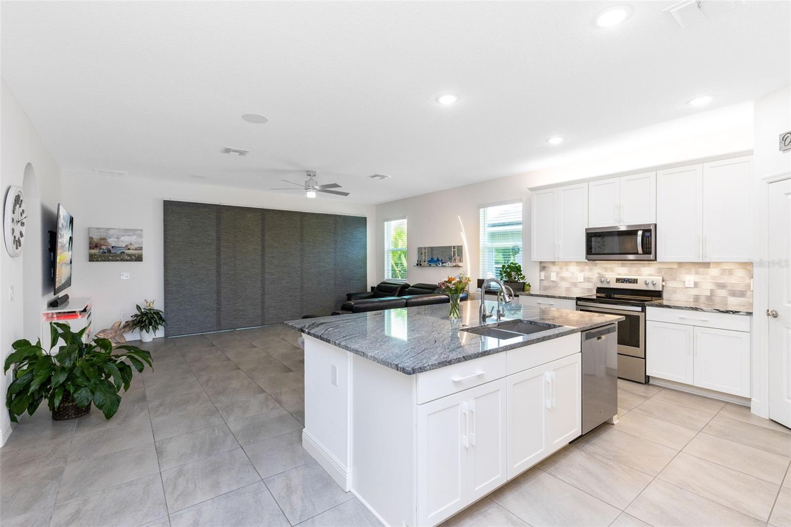 Image 8 of 35 For 2090 Standing Rock Circle