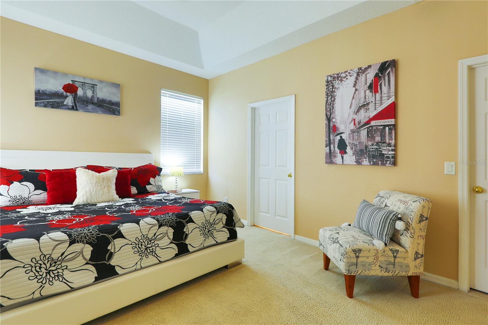 Image 17 of 27 For 331 Henley Circle