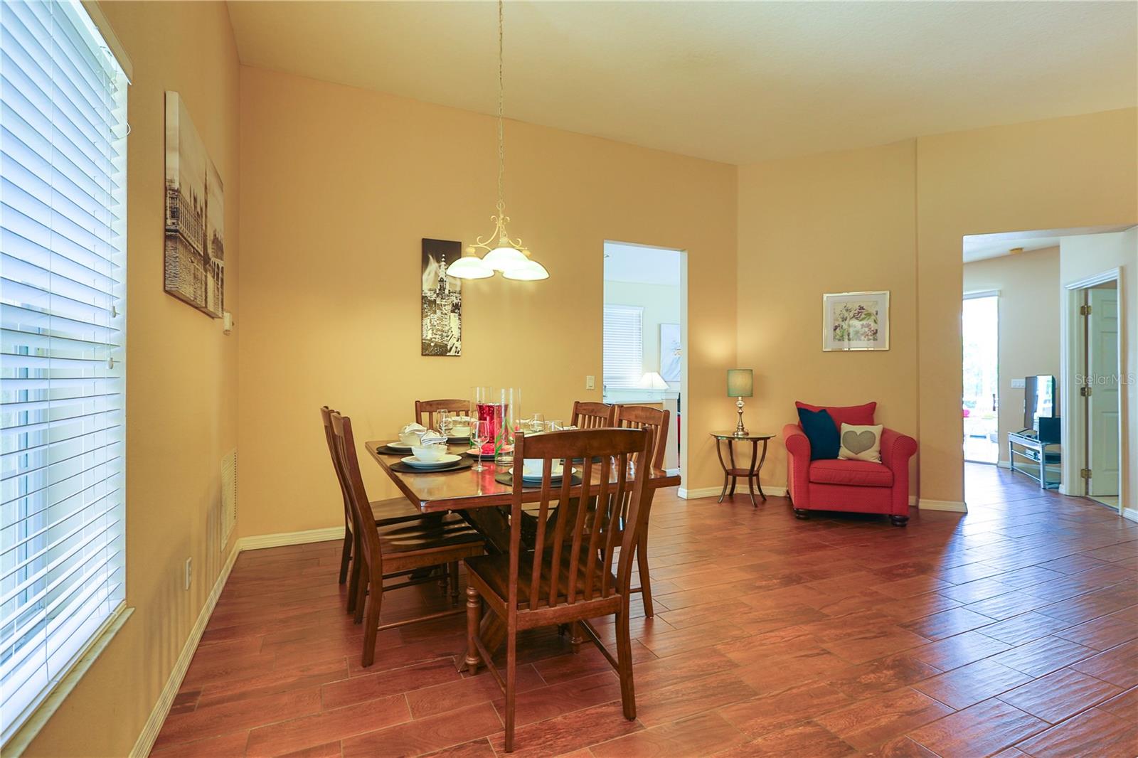 Image 3 of 27 For 331 Henley Circle
