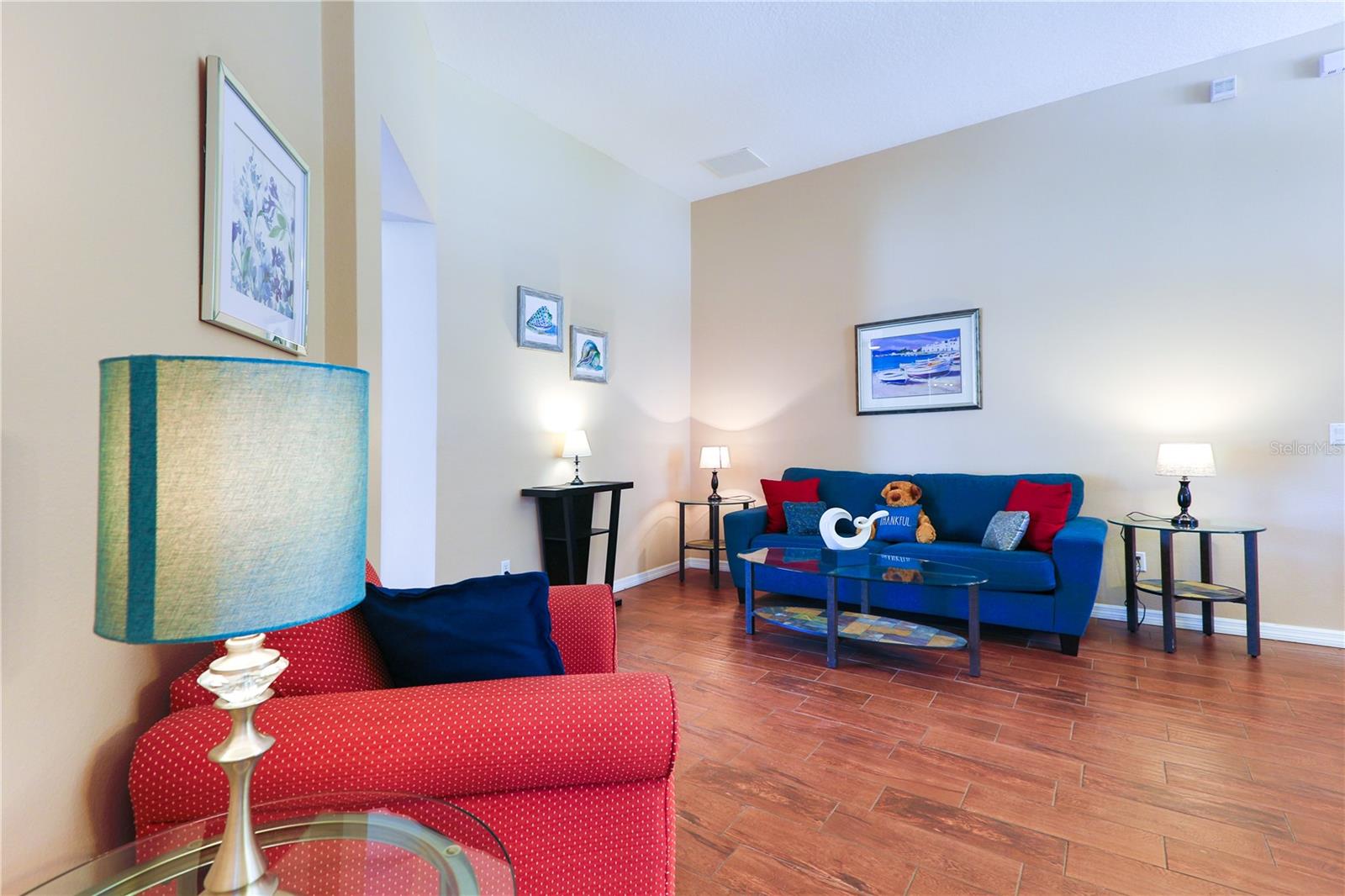 Image 6 of 27 For 331 Henley Circle