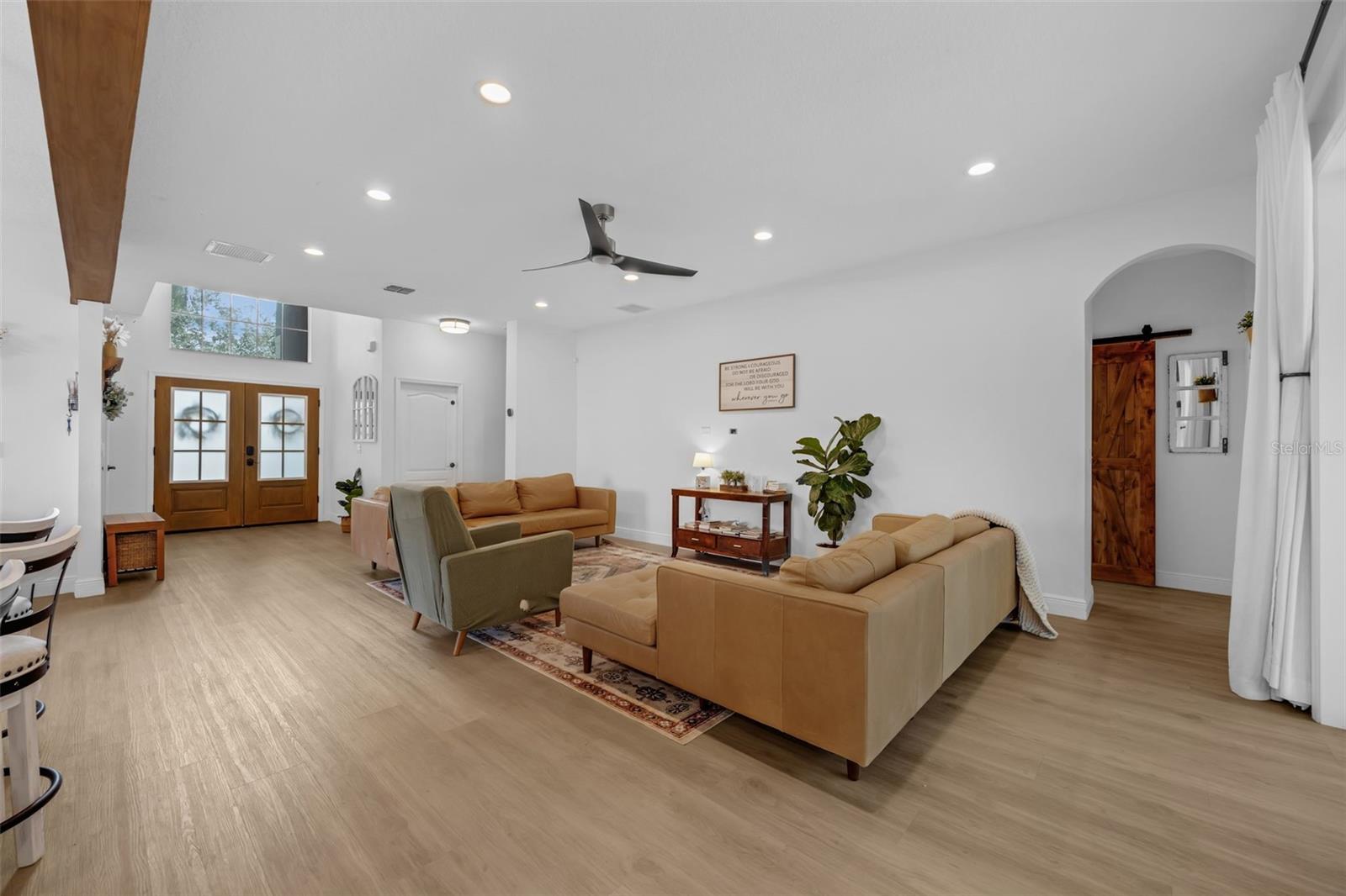 Image 17 of 54 For 2349 Plantation Oak Drive