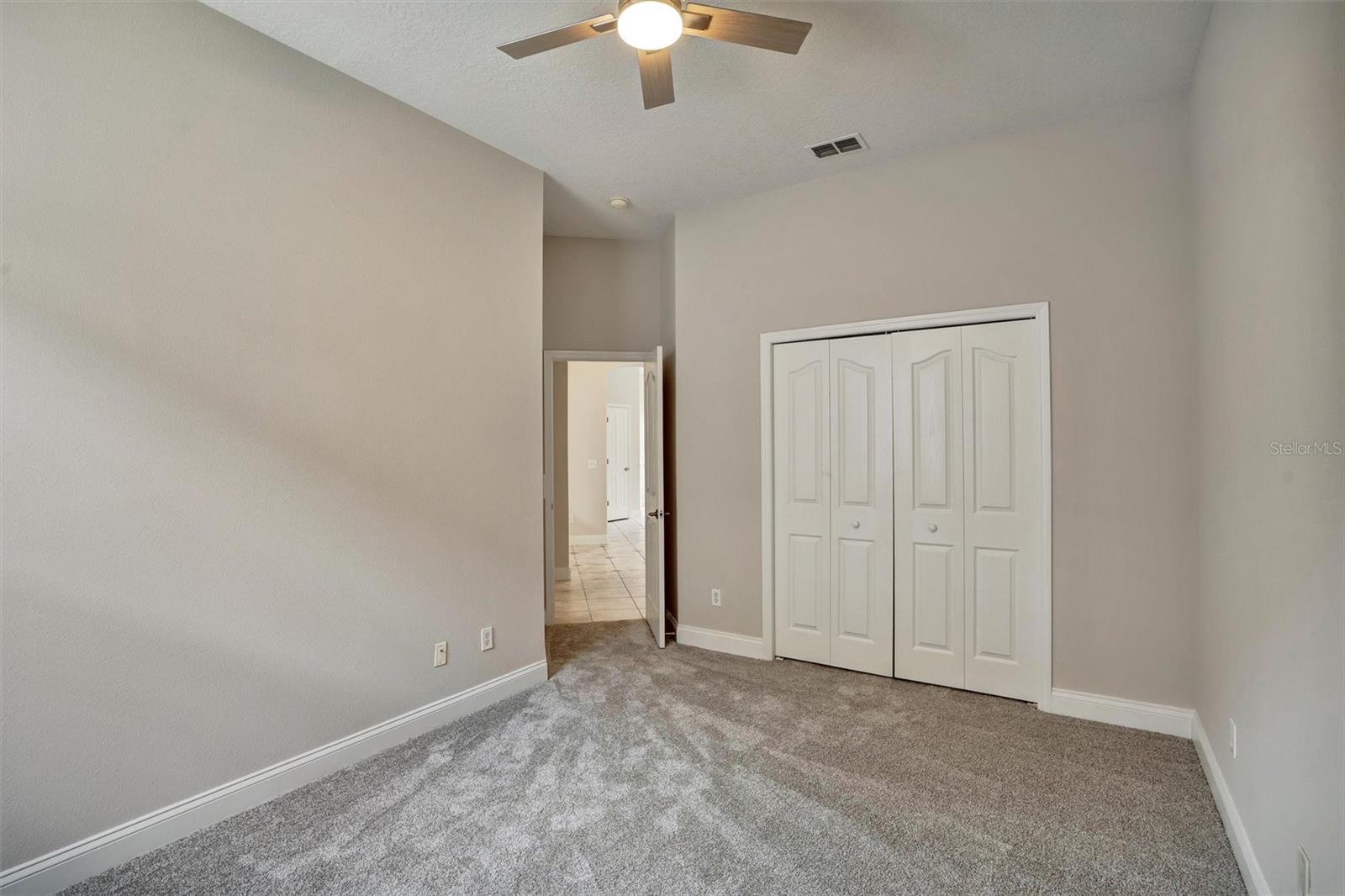 Image 9 of 18 For 10606 Holly Crest Drive
