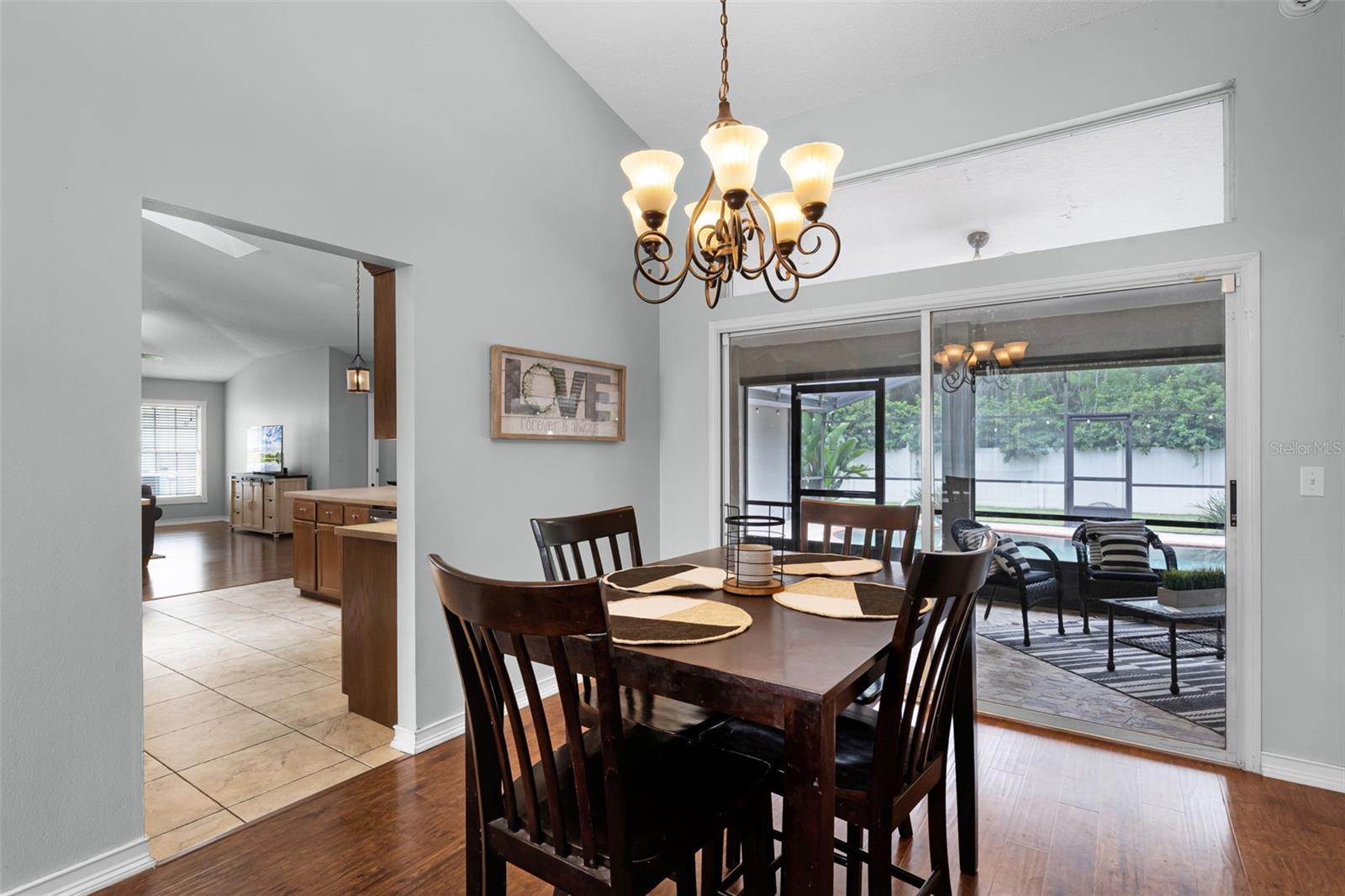 Image 11 of 48 For 618 Caledonia Place