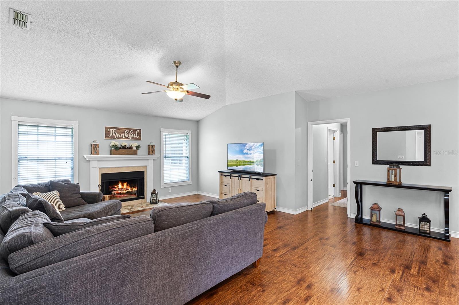Image 13 of 48 For 618 Caledonia Place