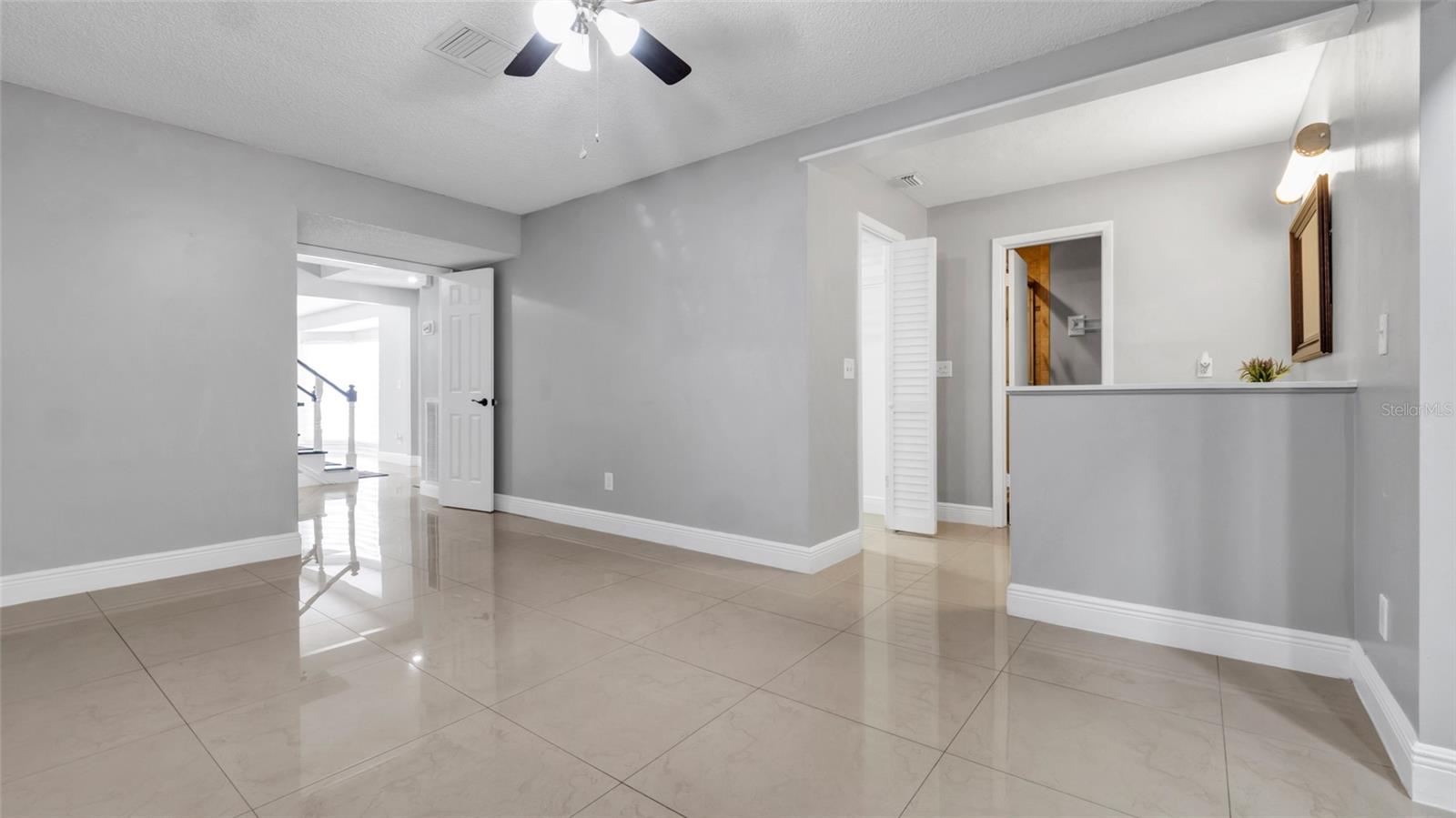 Image 21 of 88 For 15701 Springmoss Lane