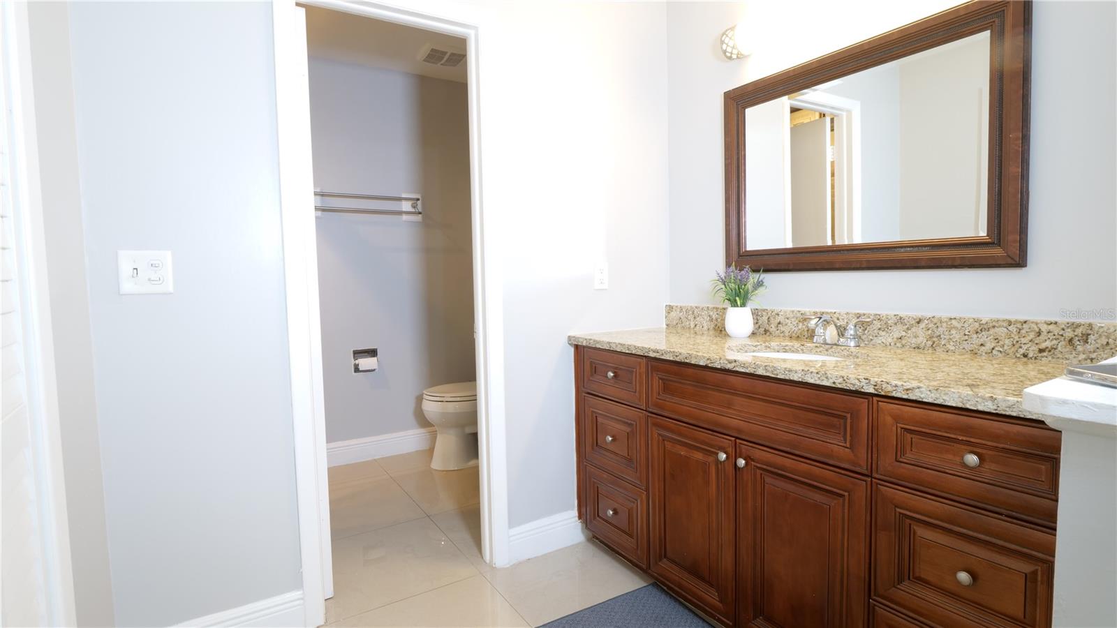 Image 22 of 88 For 15701 Springmoss Lane
