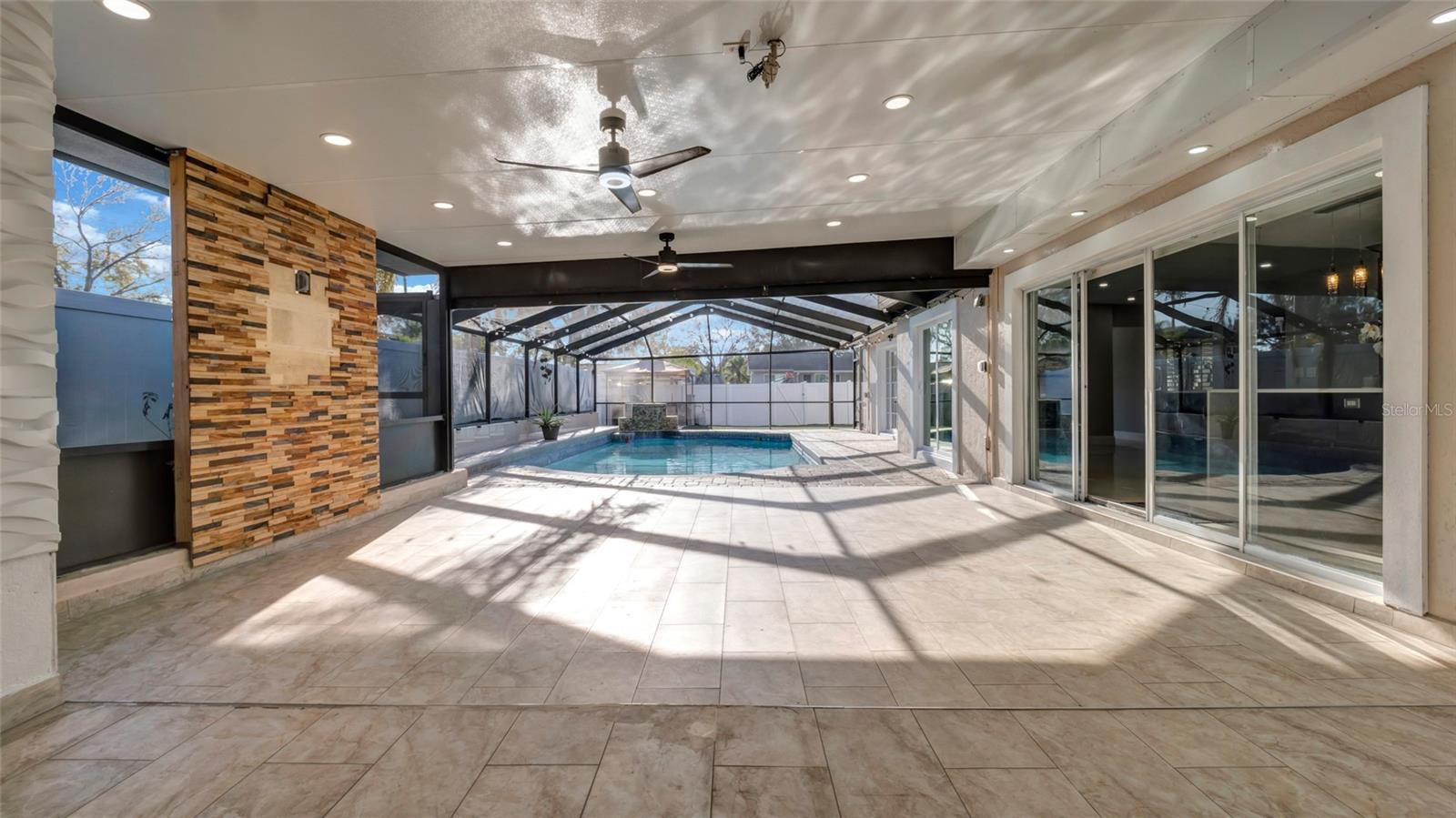 Image 25 of 88 For 15701 Springmoss Lane