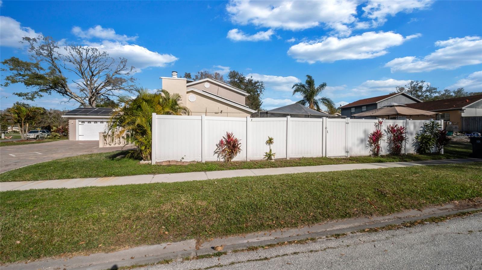 Image 73 of 88 For 15701 Springmoss Lane