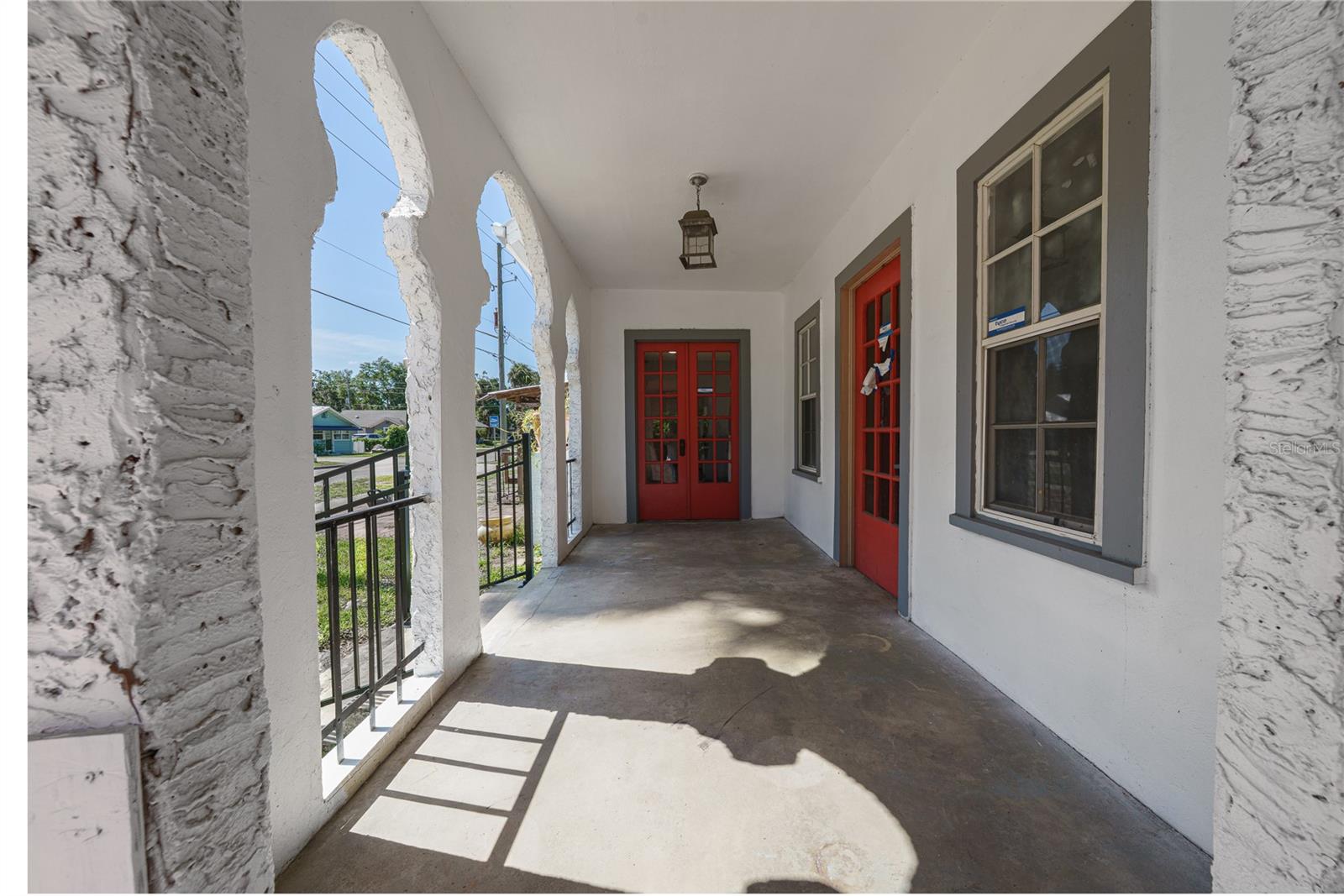 Image 18 of 47 For 325 Highland Street