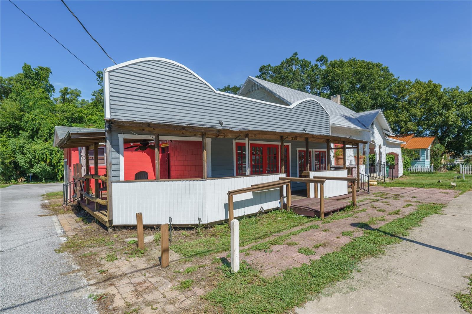 Image 4 of 47 For 325 Highland Street