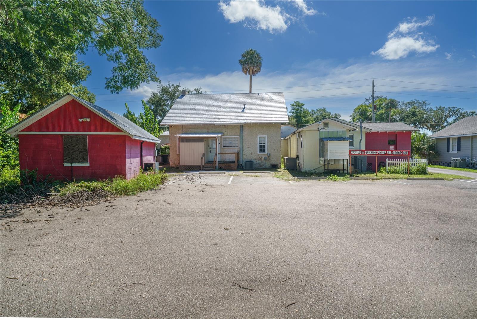 Image 9 of 47 For 325 Highland Street