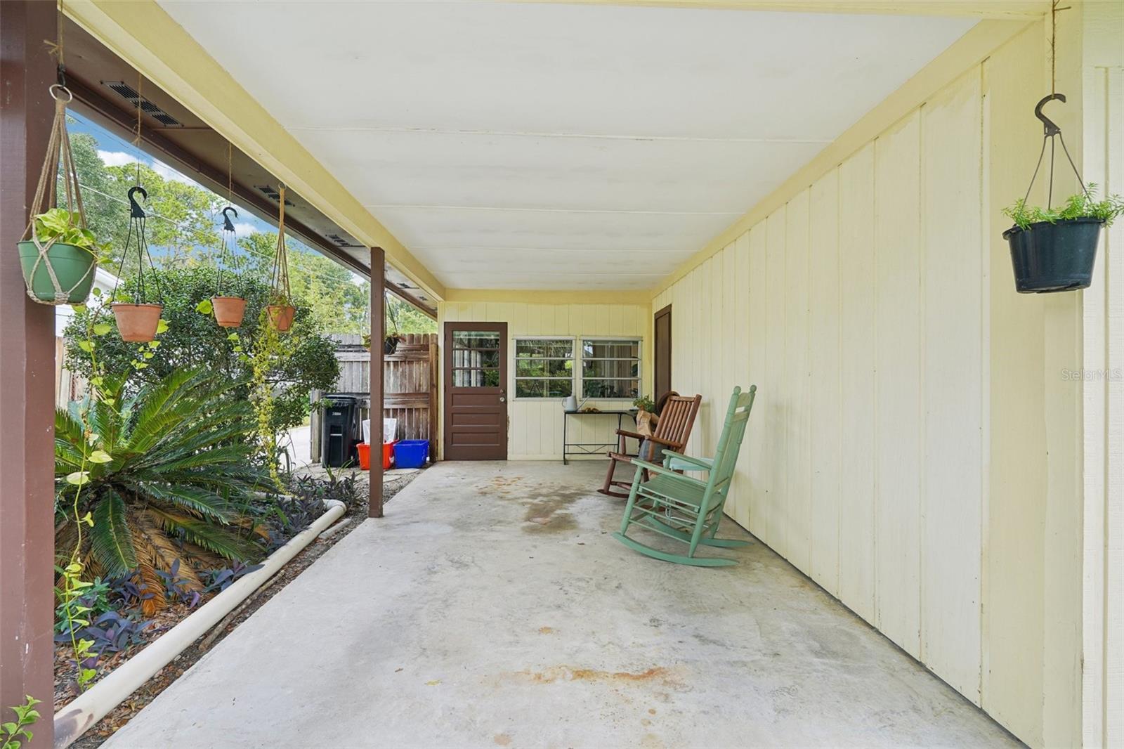 Image 18 of 21 For 711 6th Place