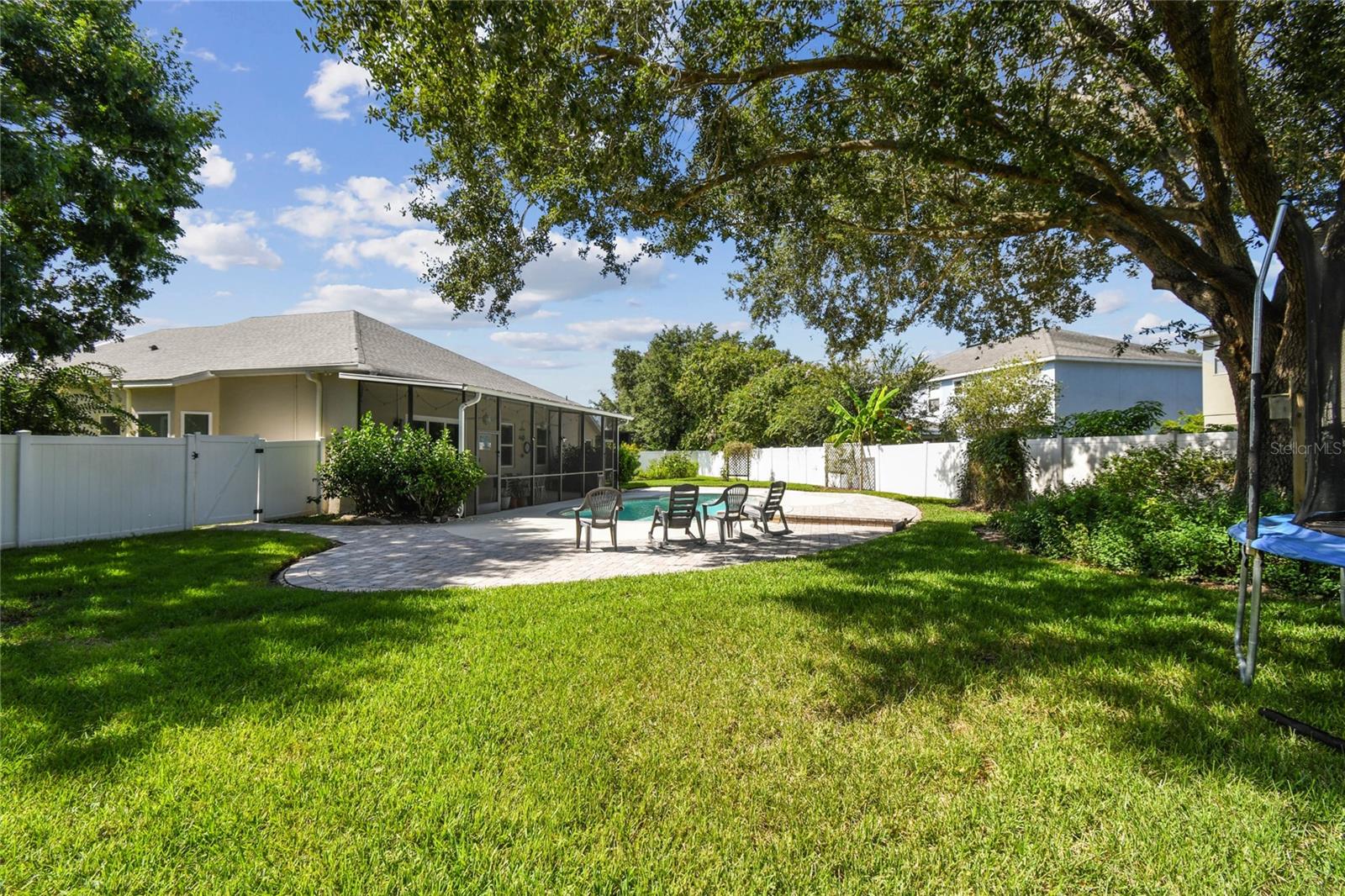 Image 23 of 31 For 17617 Woodfield Hill Court