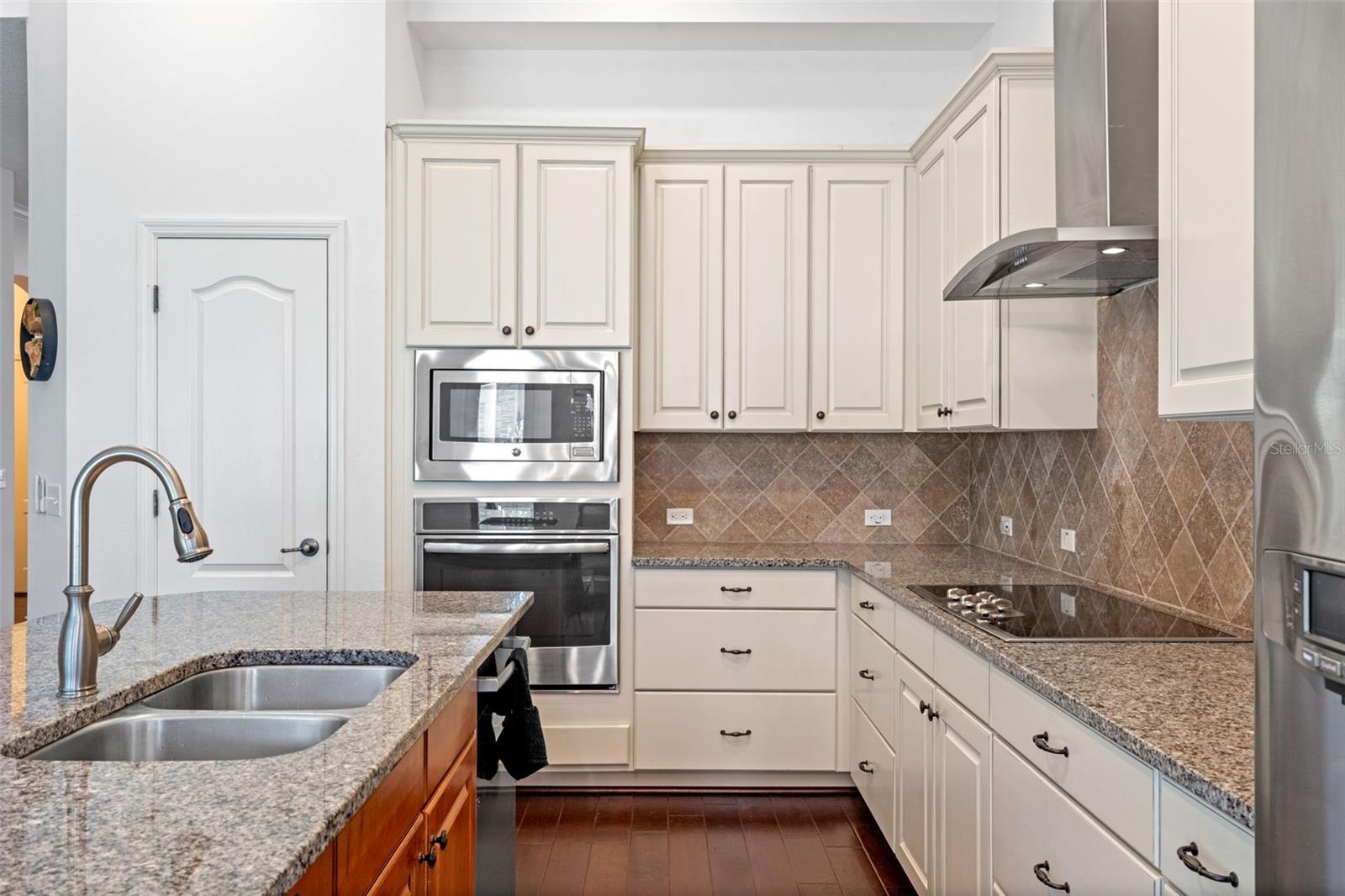 Image 15 of 39 For 16746 Abbey Hill Court