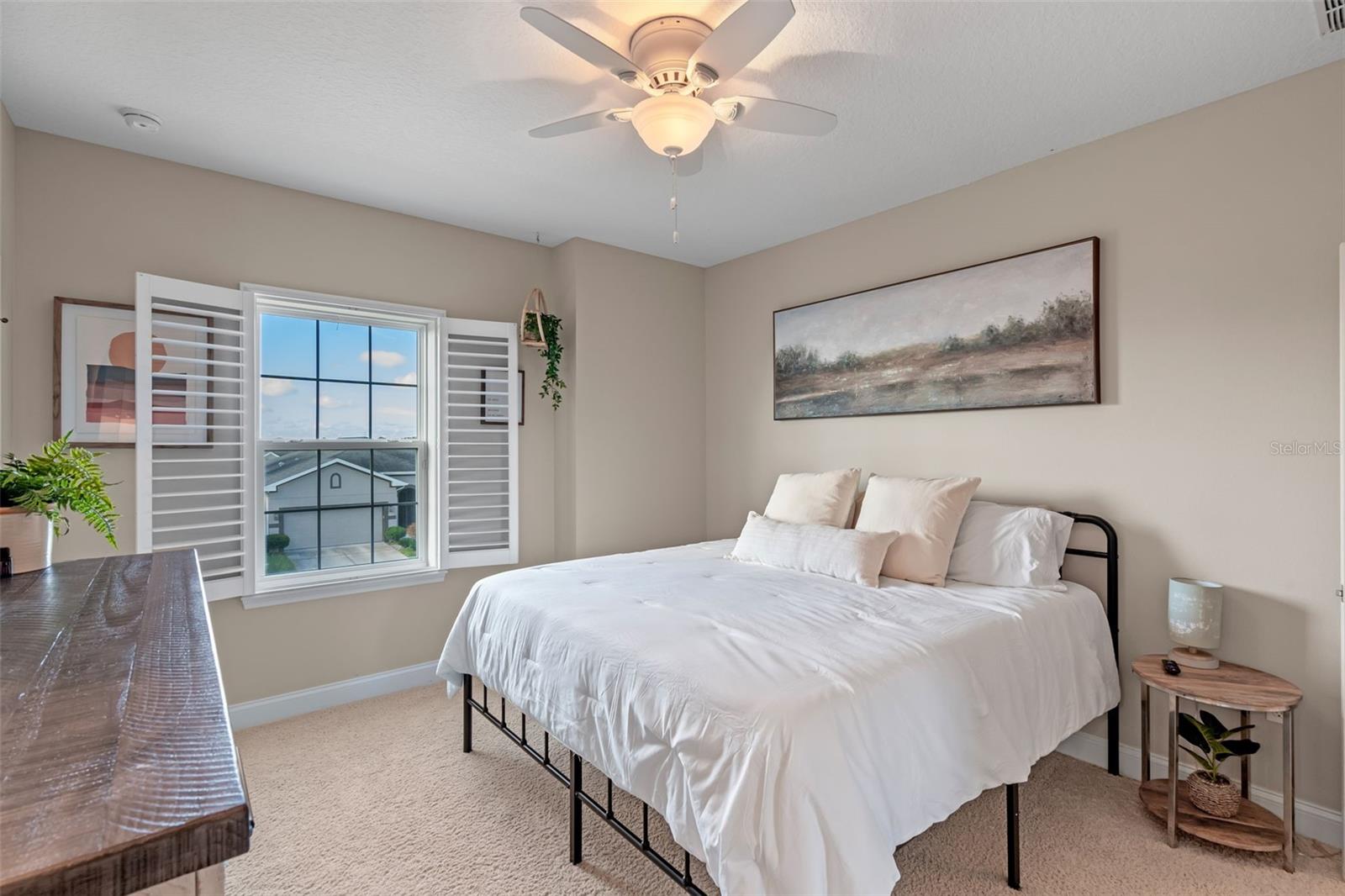 Image 30 of 39 For 16746 Abbey Hill Court