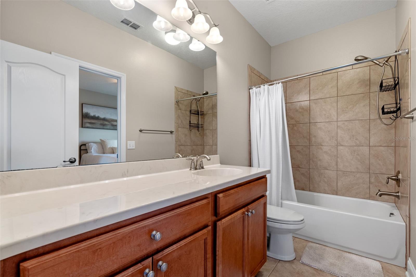Image 31 of 39 For 16746 Abbey Hill Court