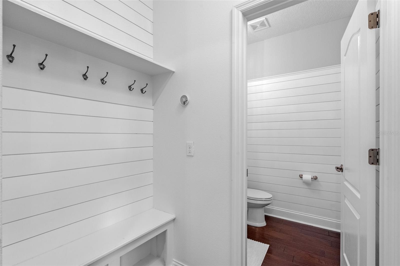 Image 33 of 39 For 16746 Abbey Hill Court
