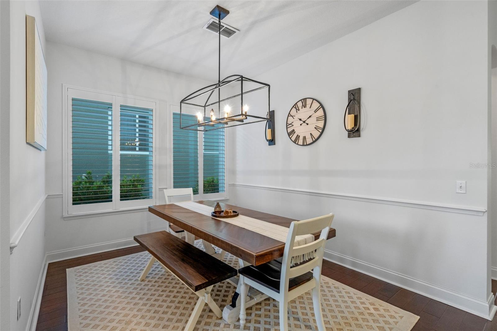 Image 4 of 39 For 16746 Abbey Hill Court