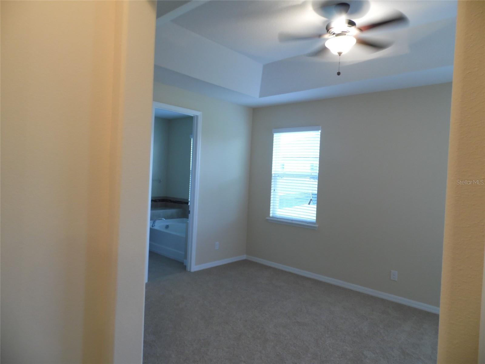 Image 4 of 13 For 4918 Palm Park Street