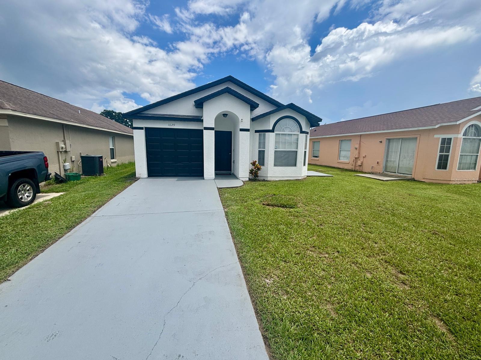 Image 2 of 29 For 1829 Lacy Lane