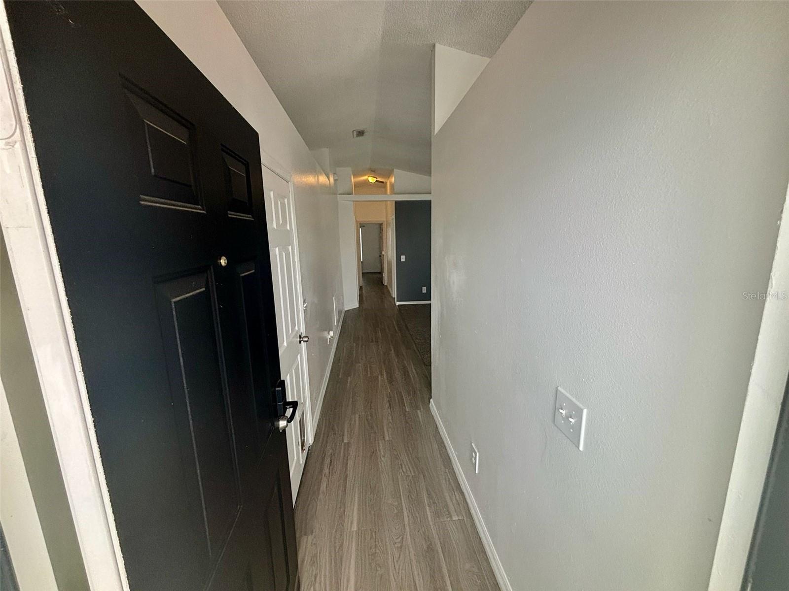 Image 4 of 29 For 1829 Lacy Lane