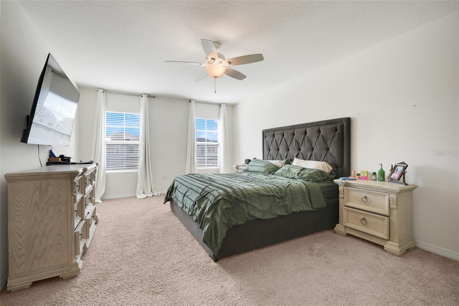 Image 17 of 37 For 9654 Black Walnut Drive