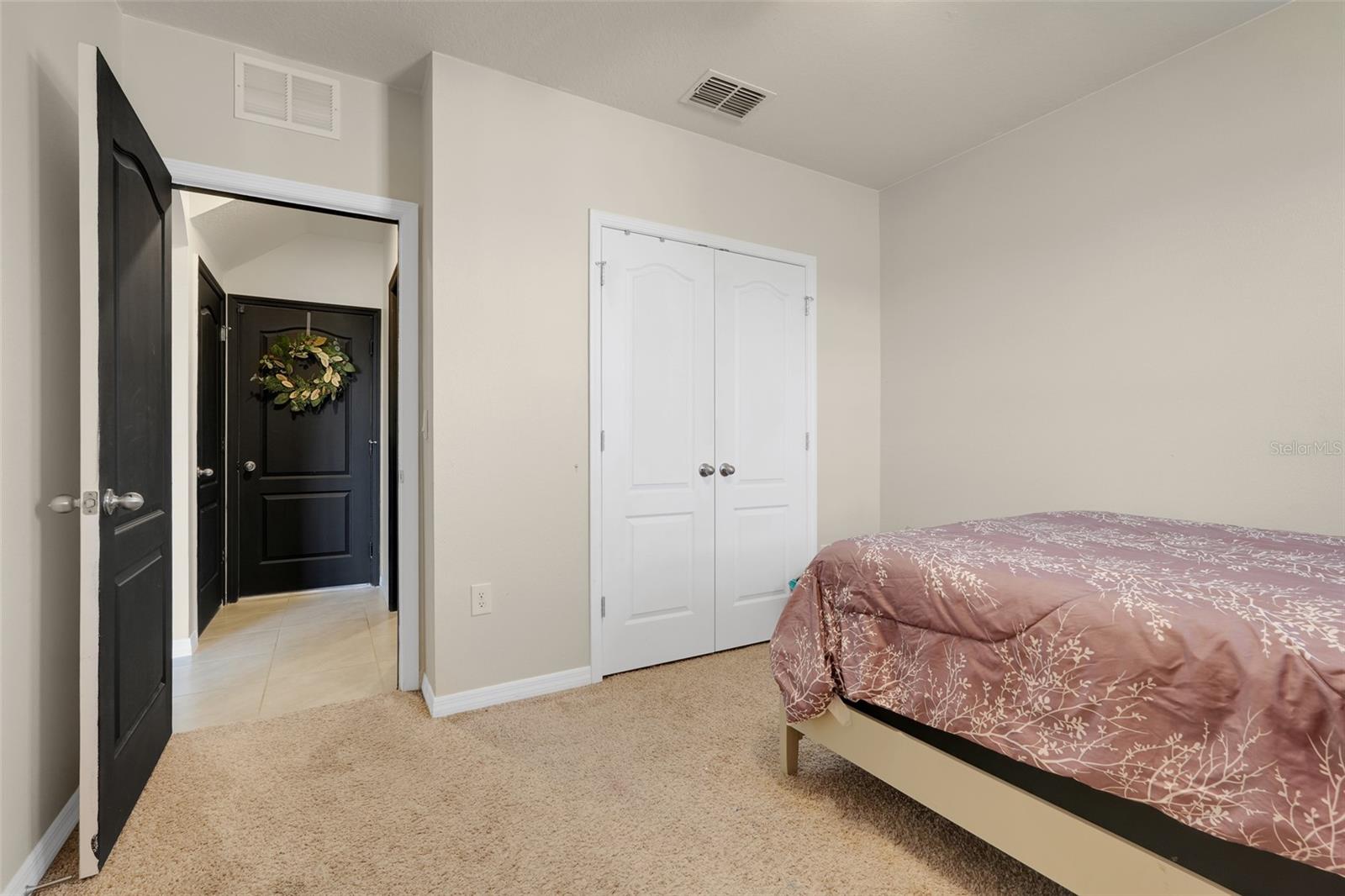 Image 21 of 37 For 9654 Black Walnut Drive