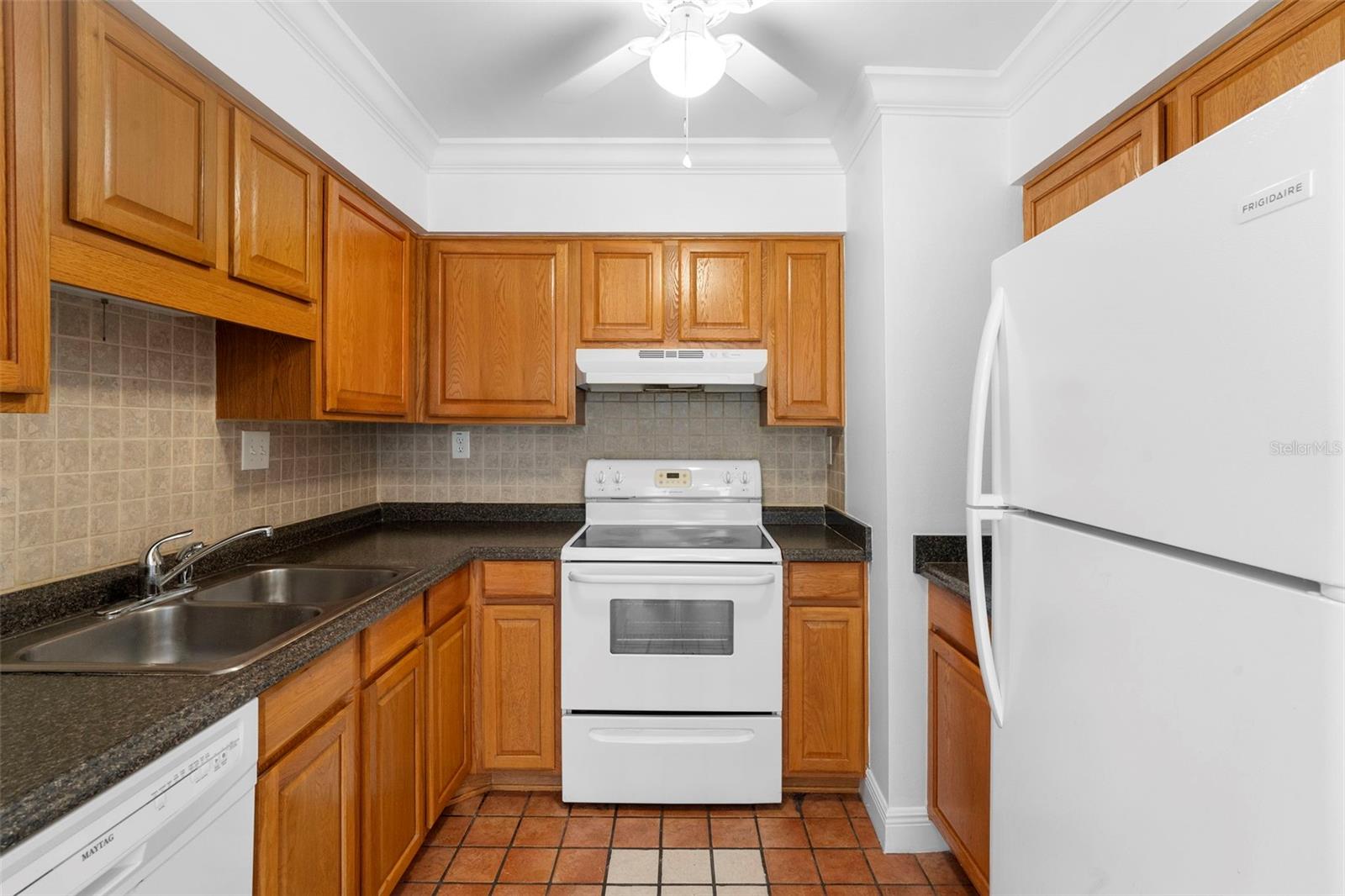 Image 9 of 34 For 3002 George Mason Avenue 3