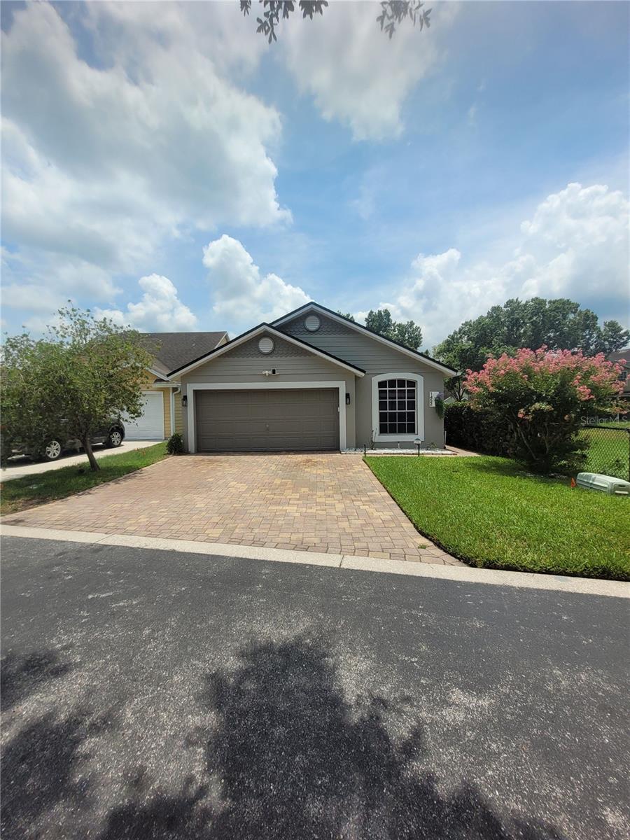 Image 3 of 35 For 1452 Creekside Circle