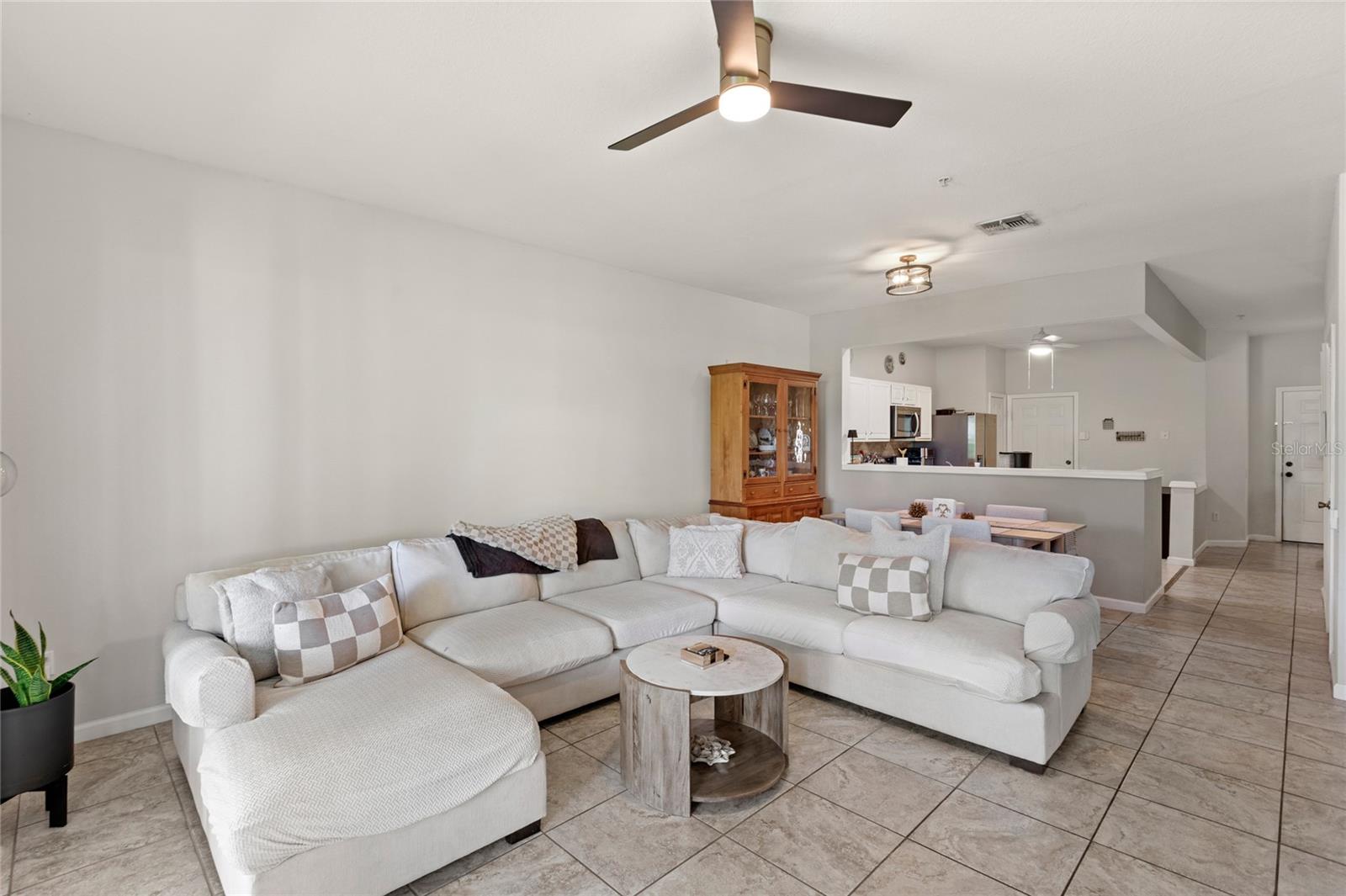 Image 11 of 41 For 6105 Twain Street 105