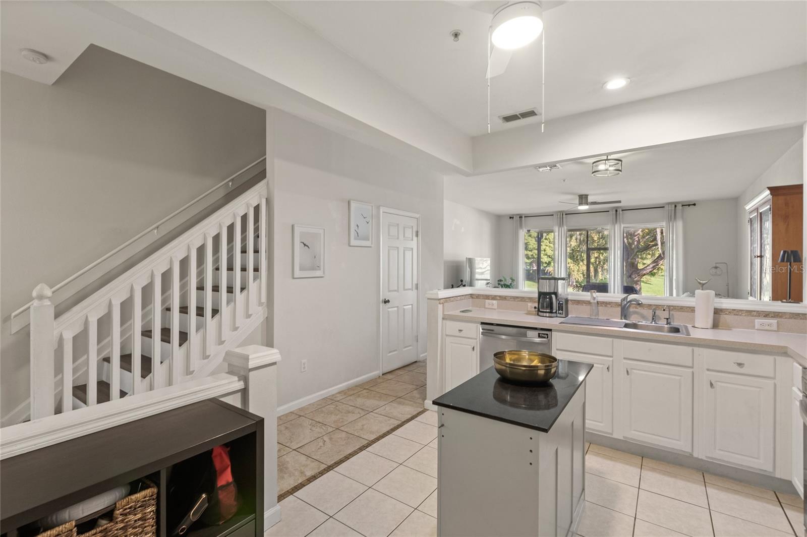 Image 5 of 41 For 6105 Twain Street 105