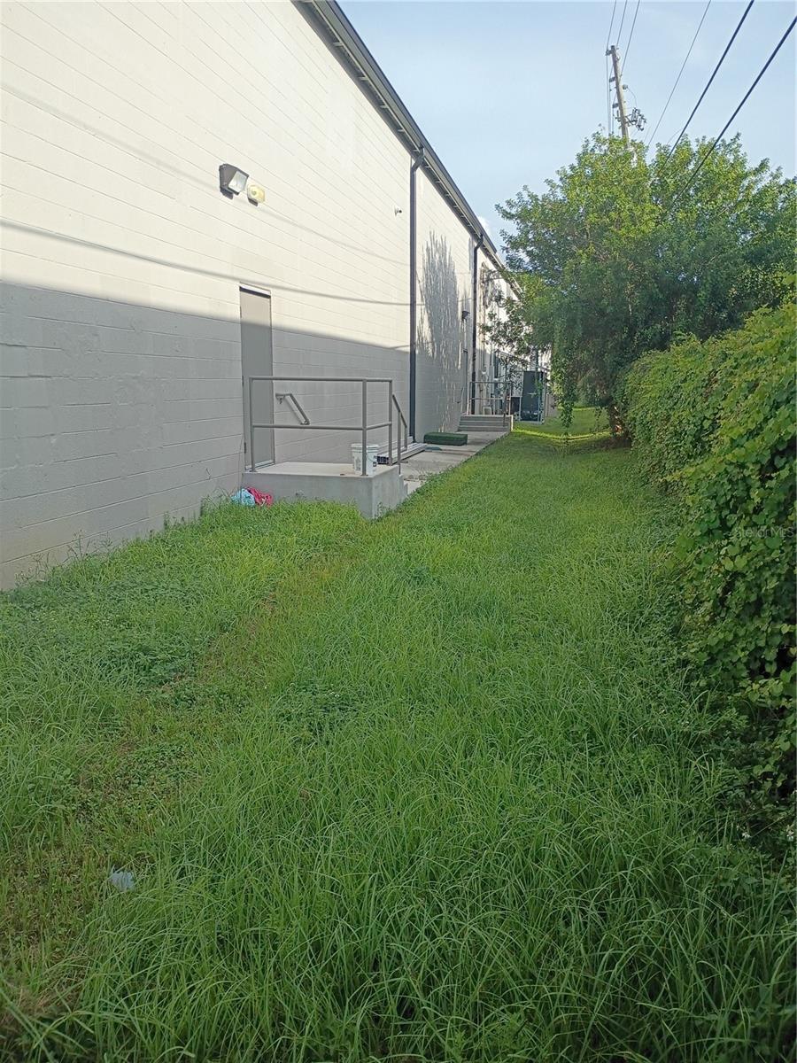 Image 16 of 24 For 13214 38th Street N