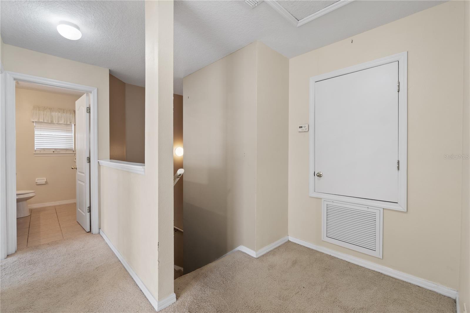 Image 23 of 33 For 559 Hiawatha Palm Place