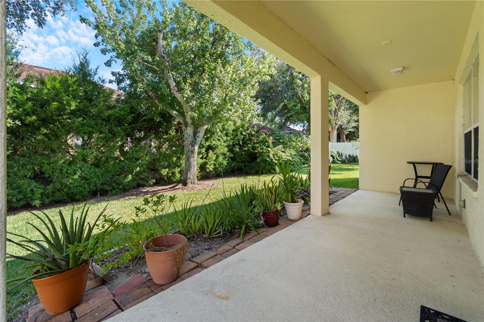 Image 29 of 33 For 559 Hiawatha Palm Place