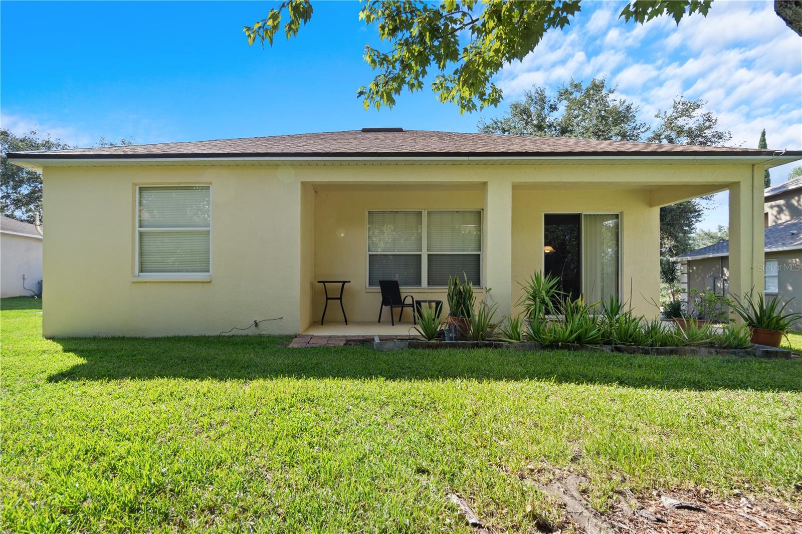 Image 31 of 33 For 559 Hiawatha Palm Place