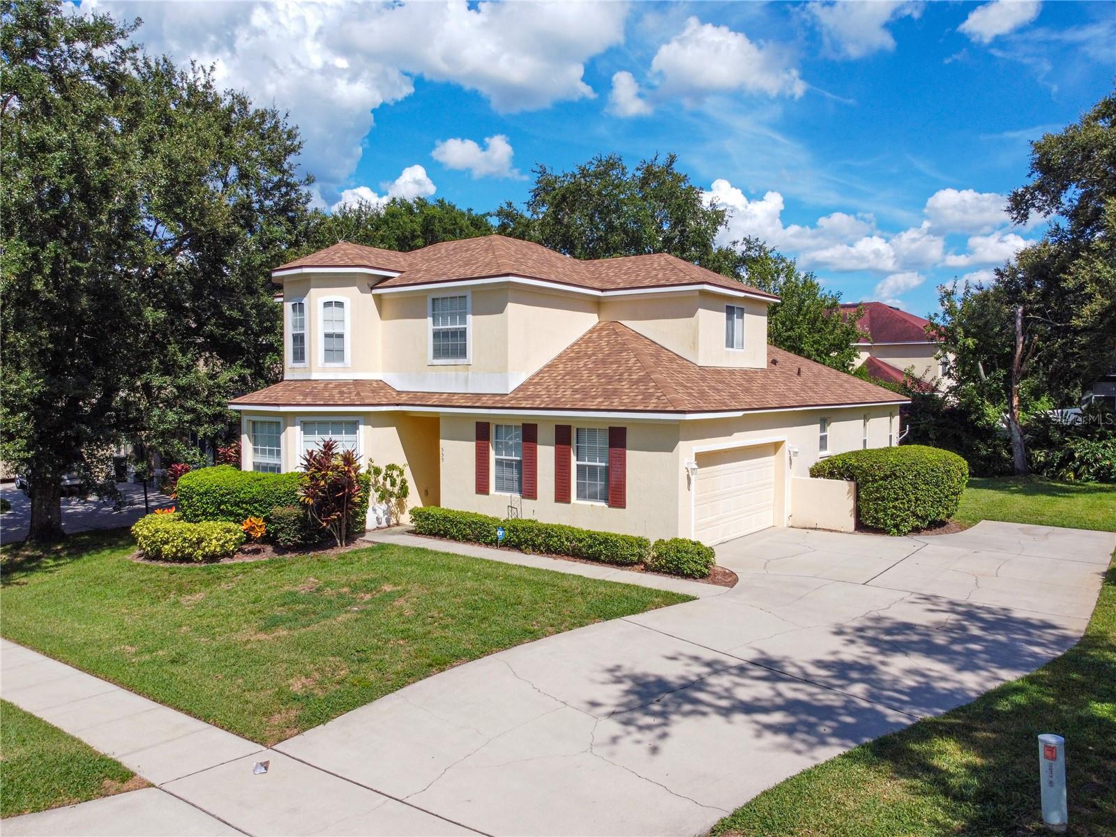 Image 32 of 33 For 559 Hiawatha Palm Place