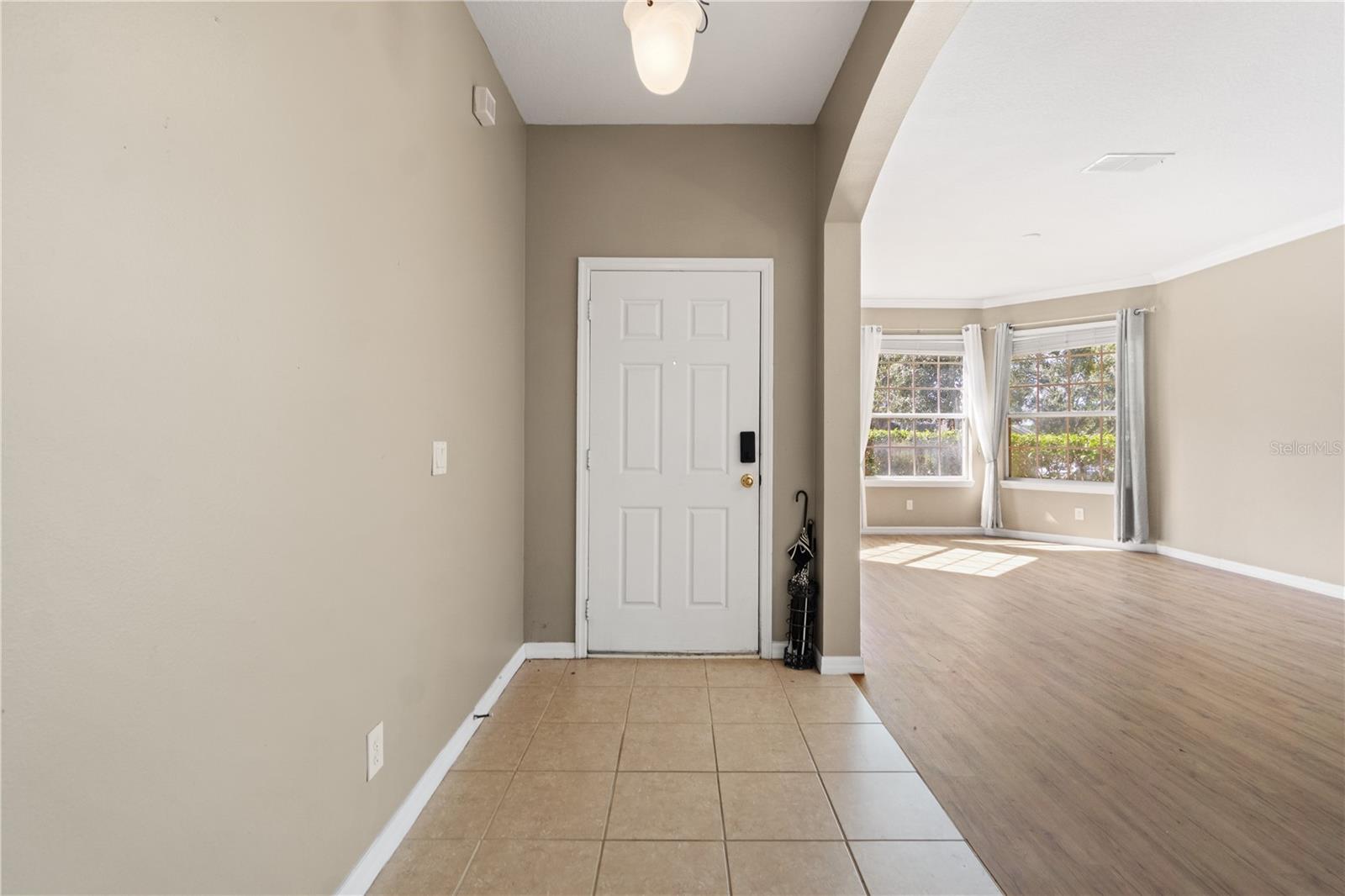 Image 4 of 33 For 559 Hiawatha Palm Place