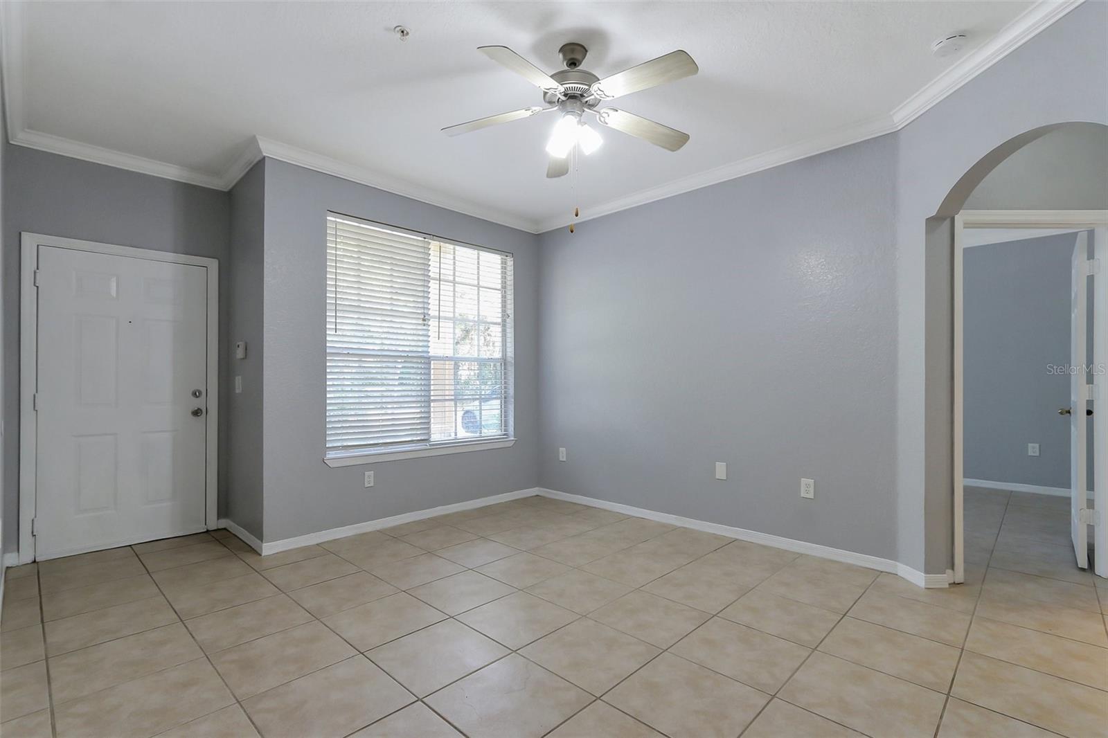 Image 13 of 18 For 819 Grand Regency Point 101