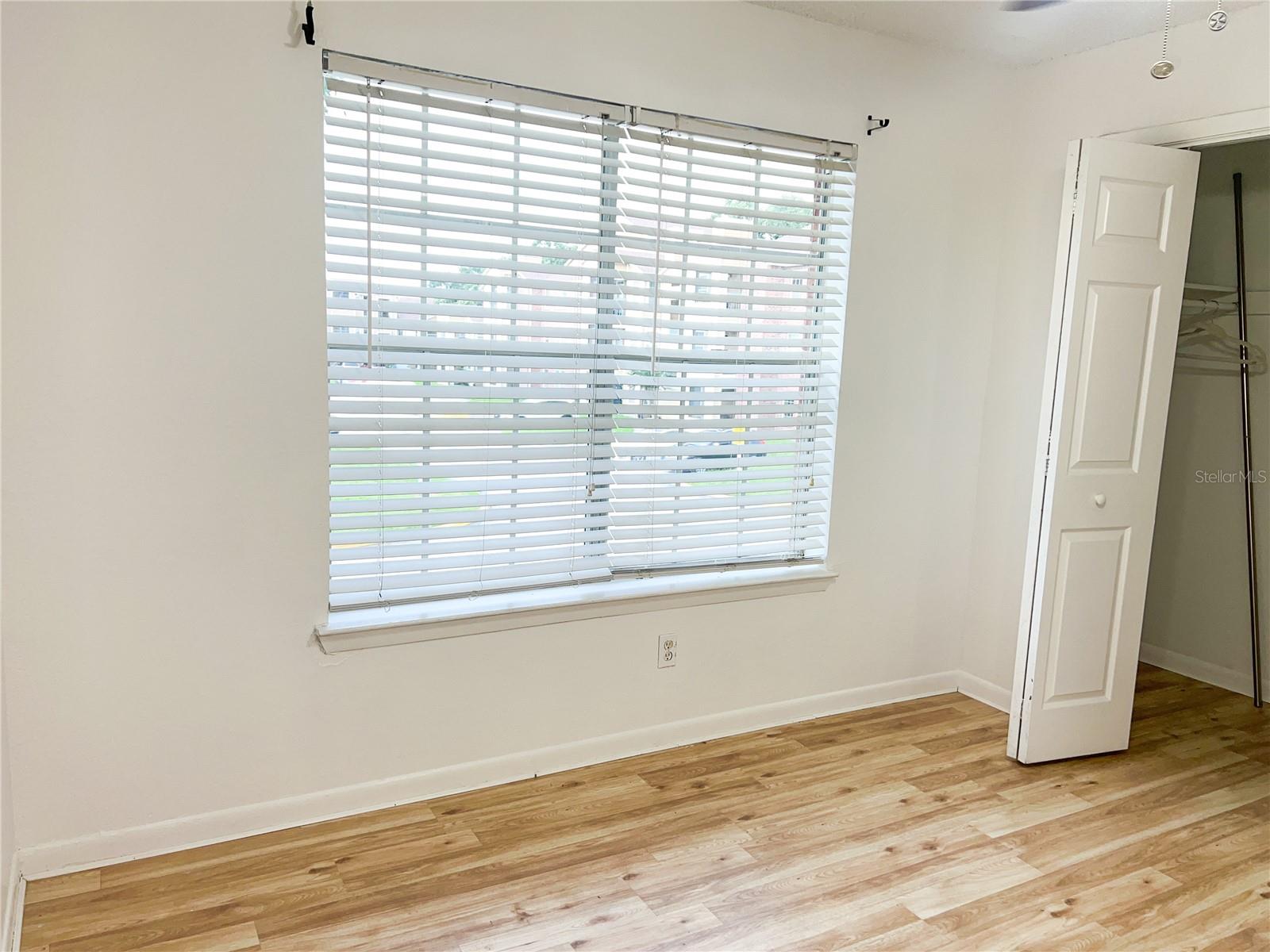 Image 10 of 20 For 4275 Perkinshire Lane 204