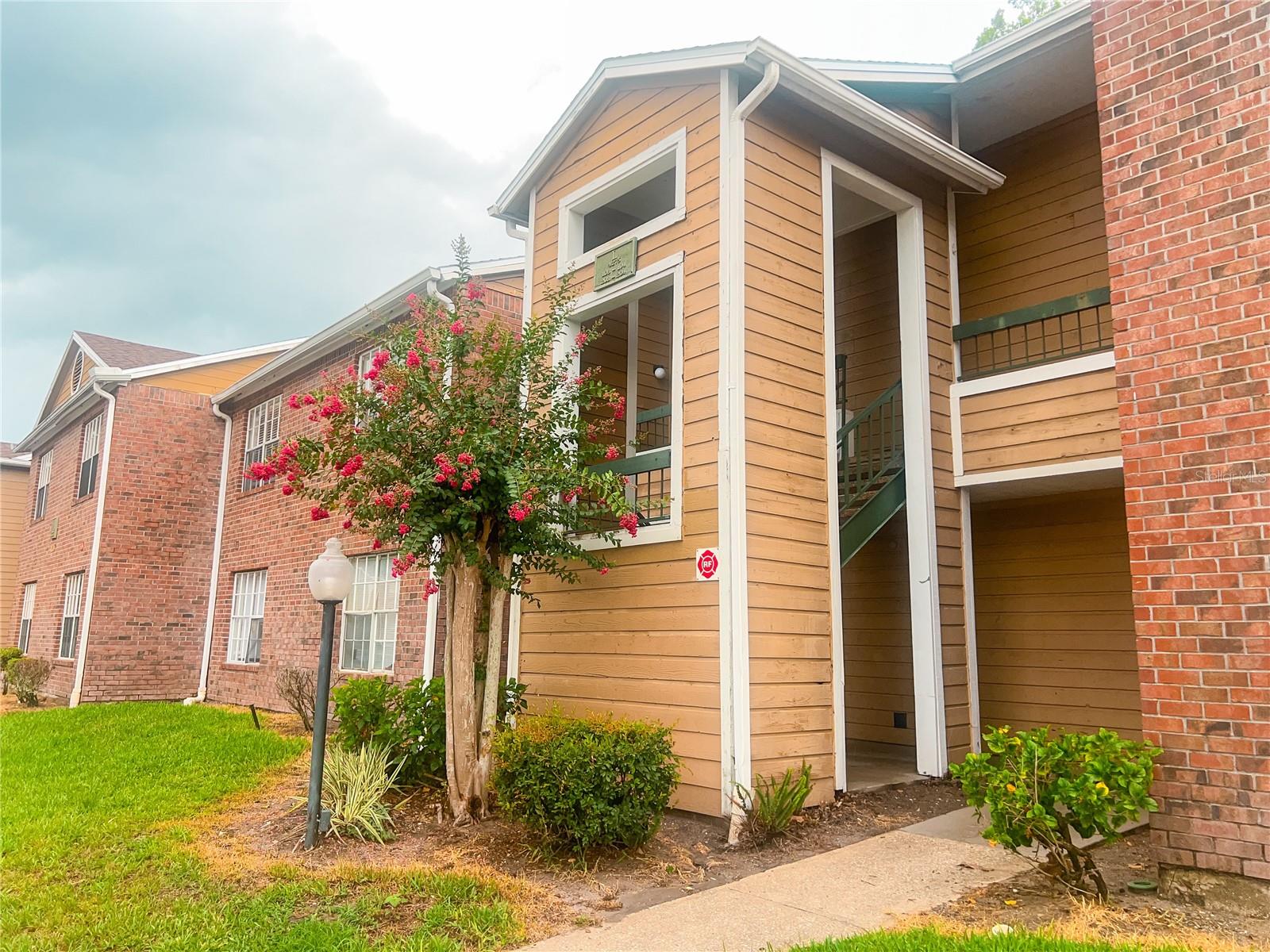 Image 11 of 20 For 4275 Perkinshire Lane 204