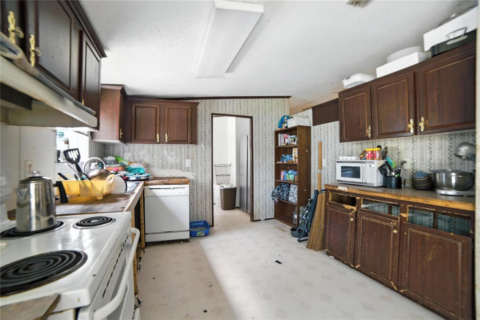 Image 14 of 32 For 18111 24th Street