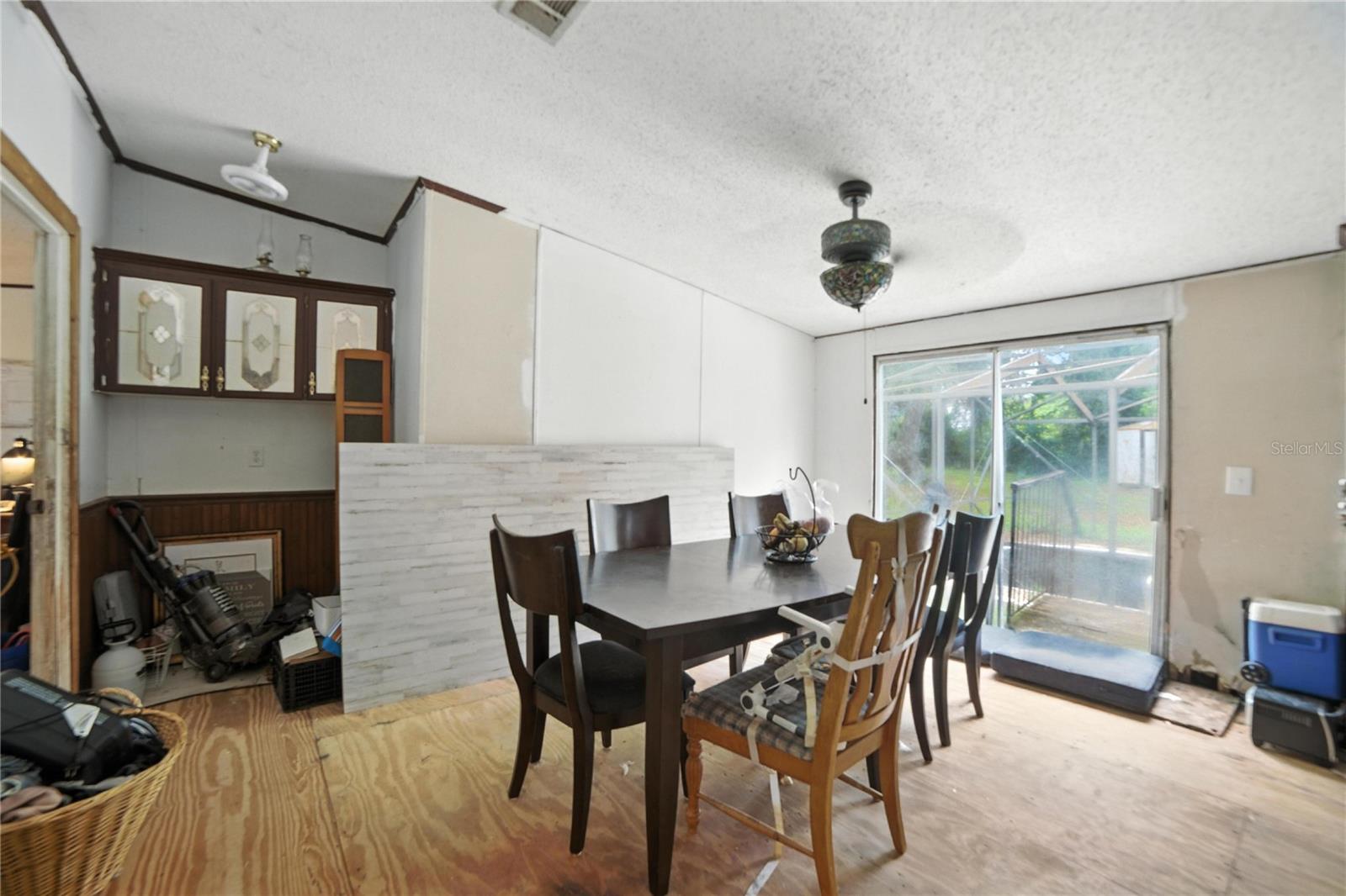 Image 15 of 32 For 18111 24th Street