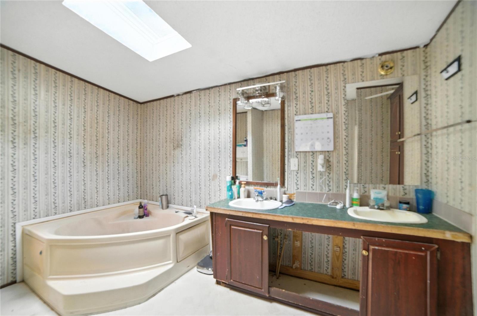 Image 22 of 32 For 18111 24th Street