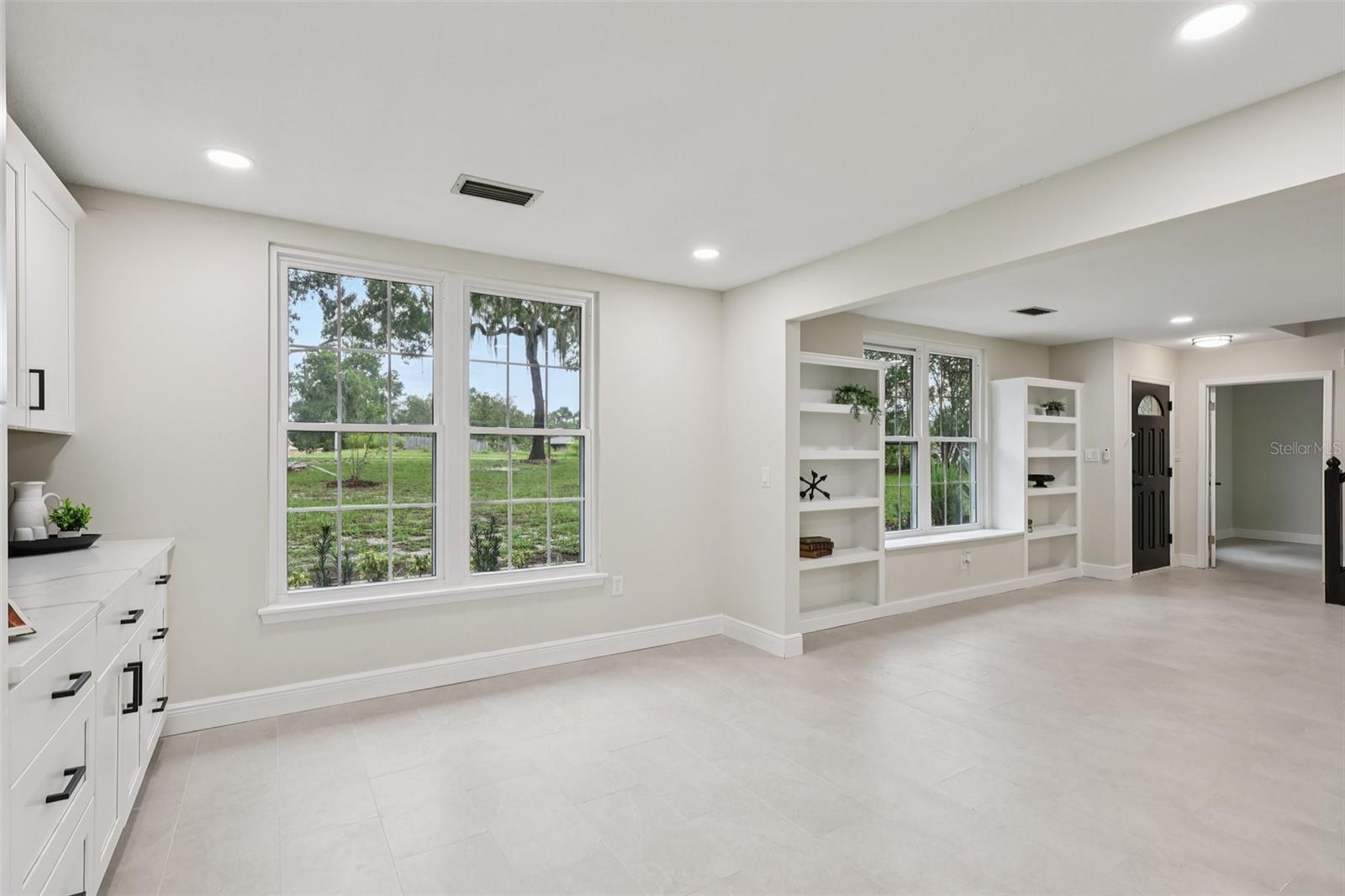Image 13 of 64 For 6941 Tallow Tree Road