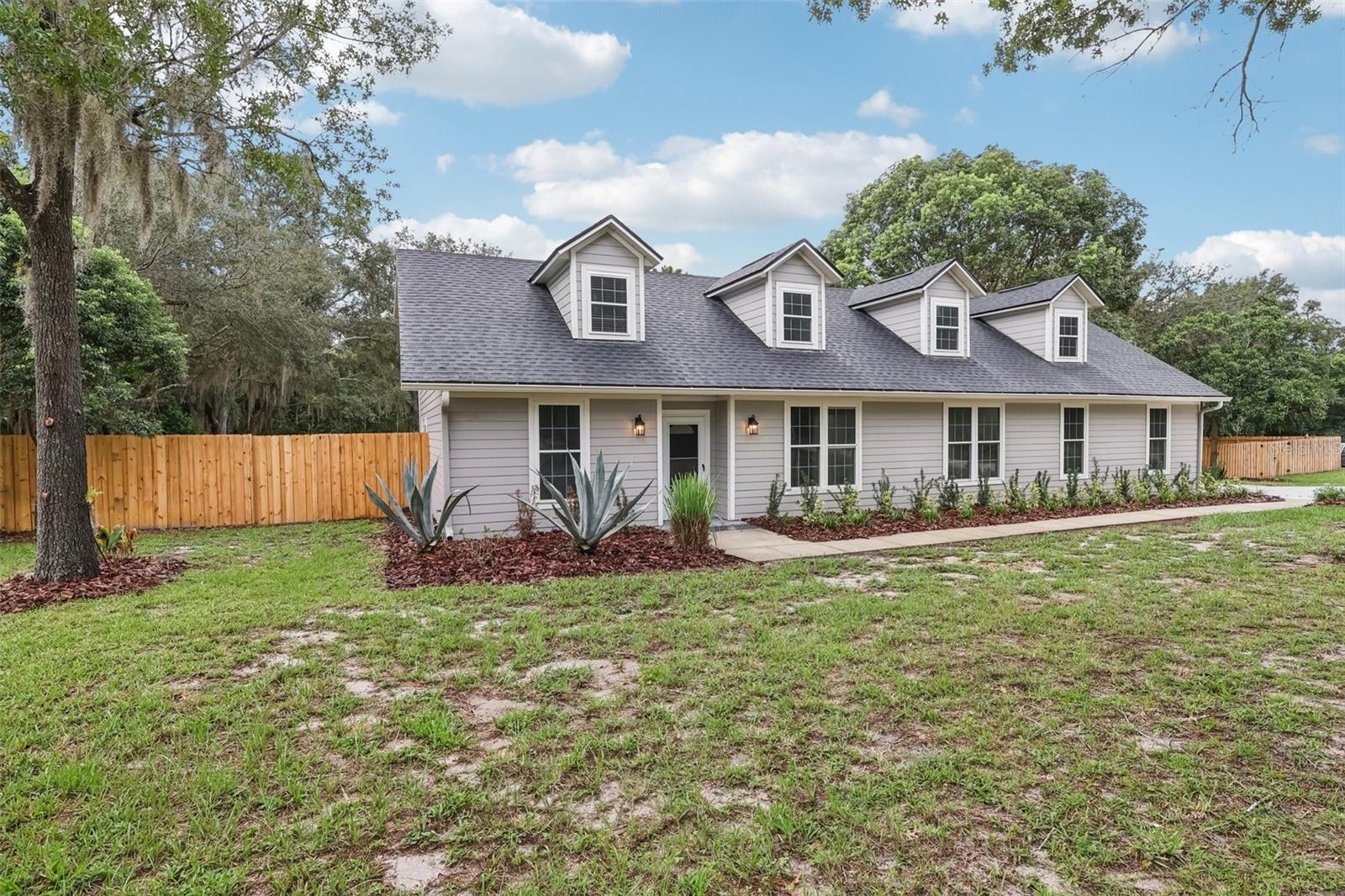Image 3 of 64 For 6941 Tallow Tree Road